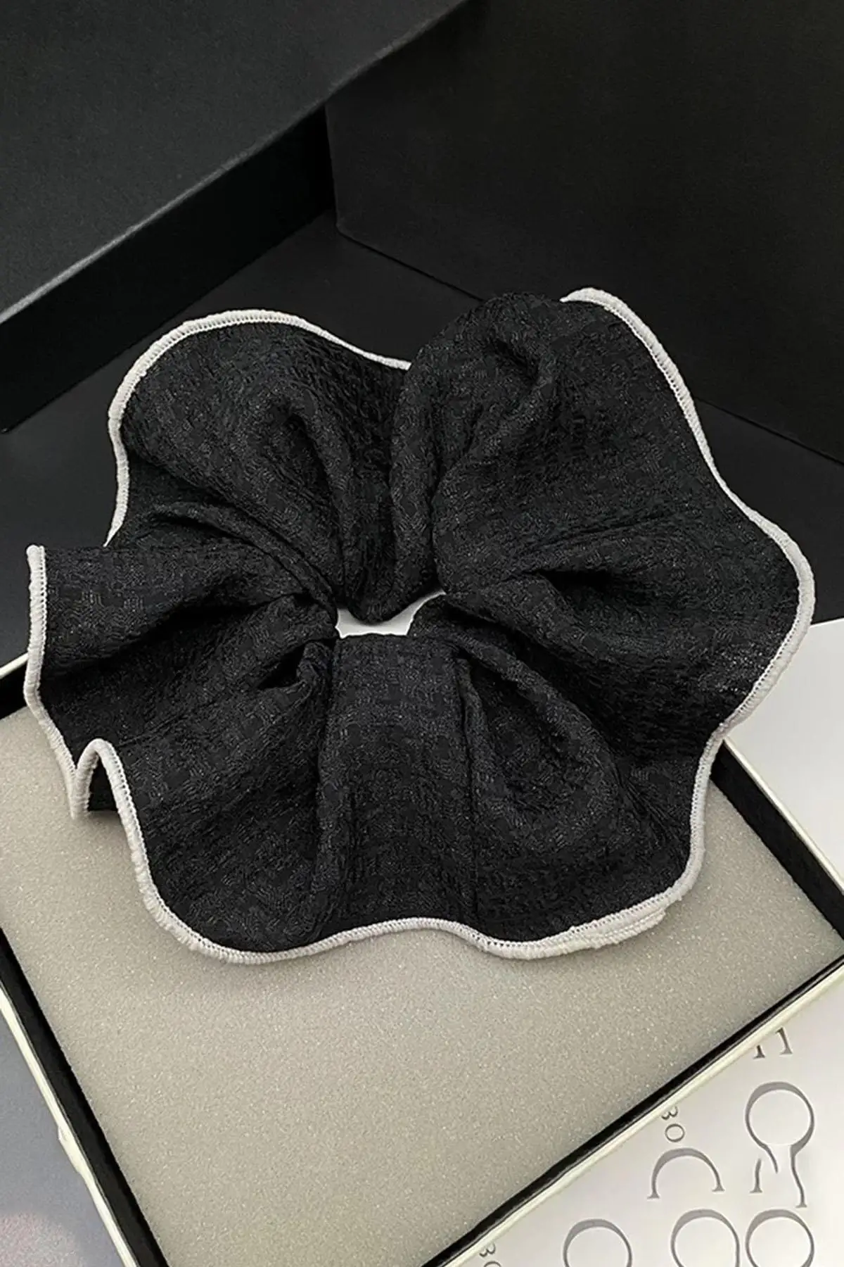 Siyah Renk Simit Toka