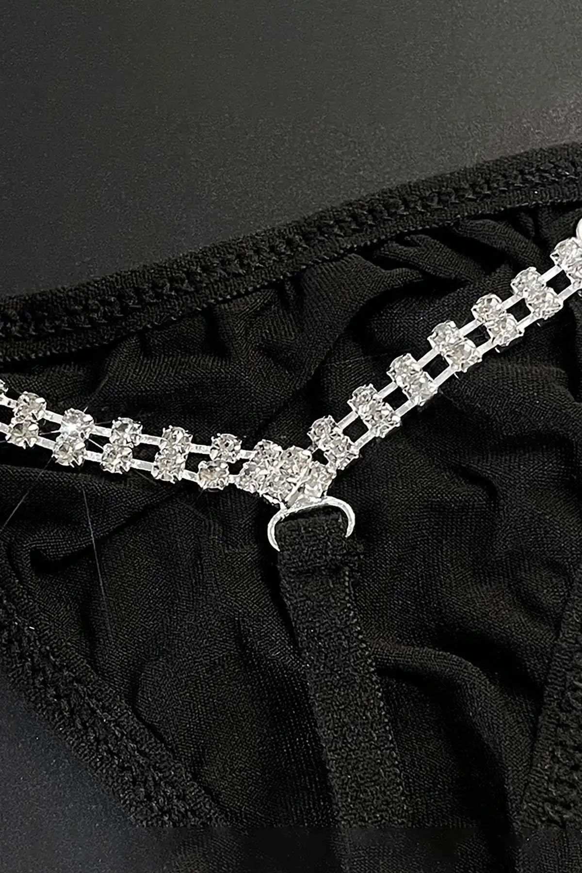 Siyah Renk Taş Detaylı Tanga