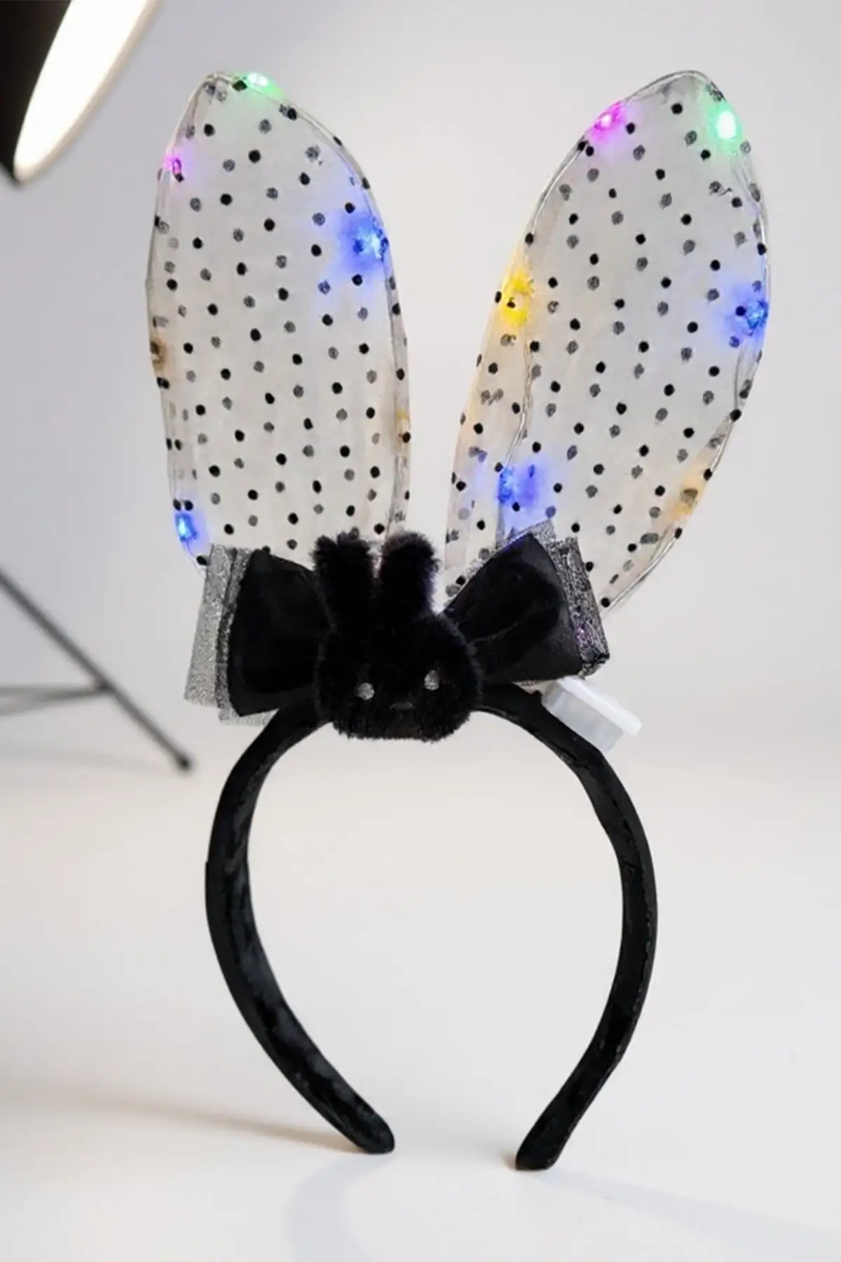 Siyah Renk Tavşan Figürlü Kulak Detaylı Işıklı Taç