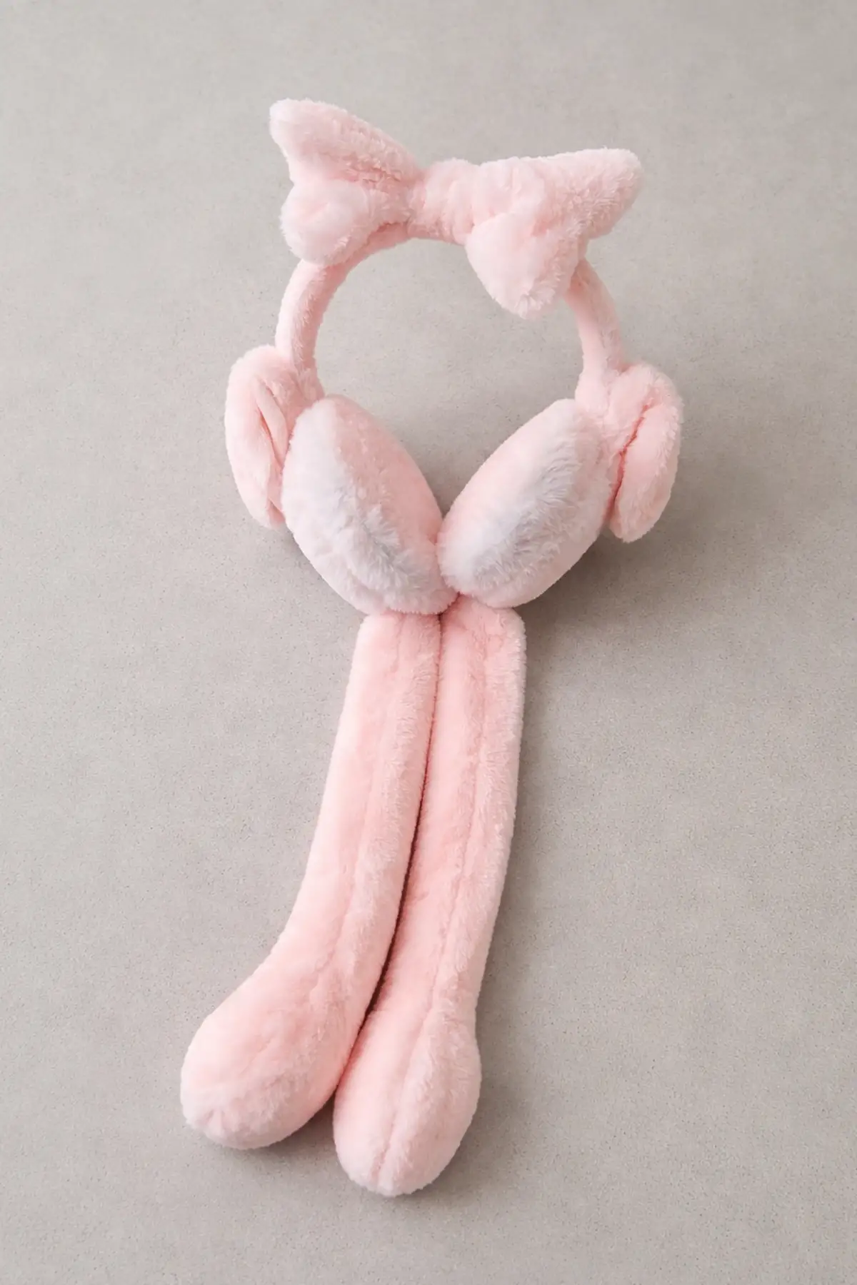 Somon Renk Kurdele Figürlü Kulakları Oynayan Peluş Kulaklık