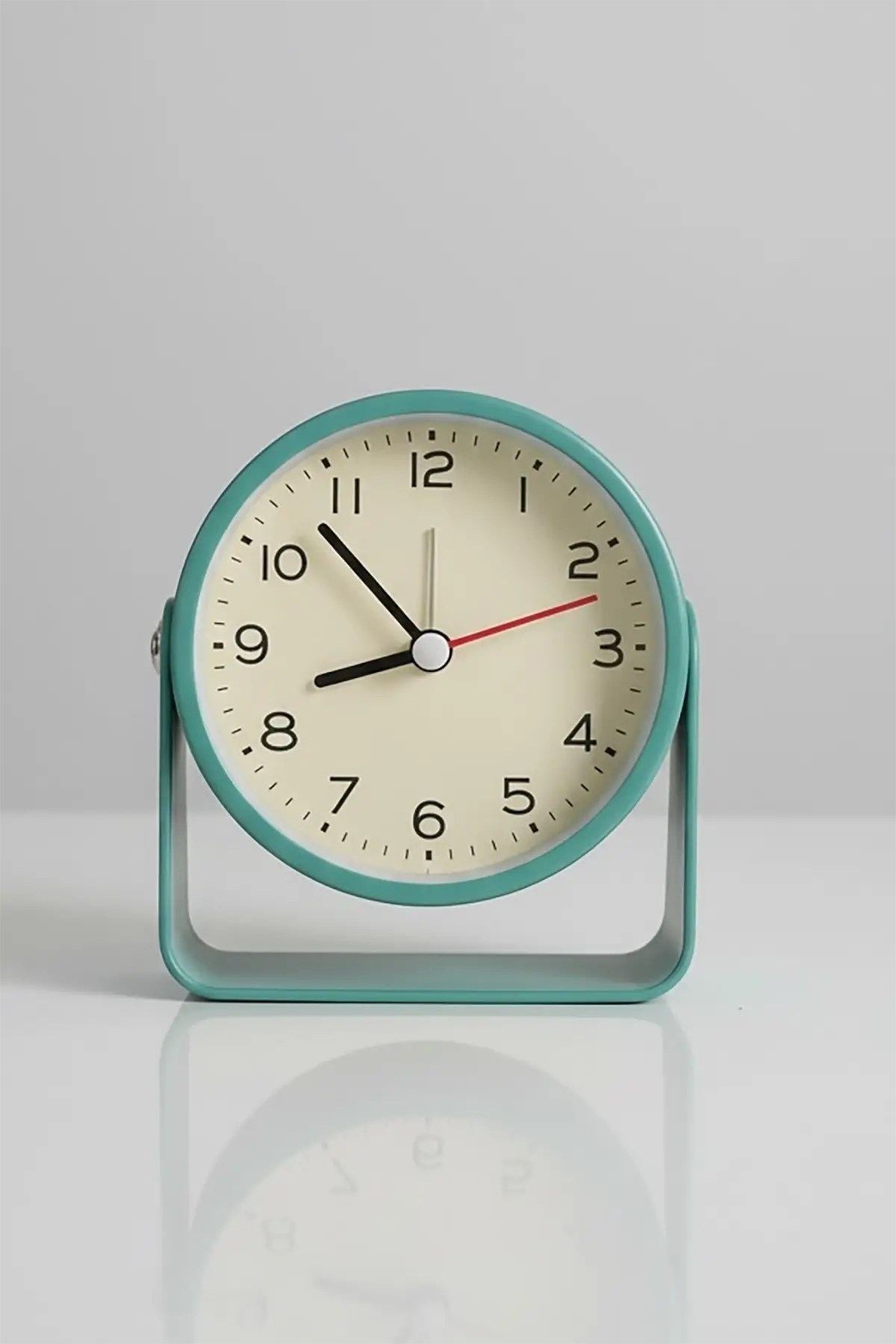 Yeşil Renk Mini Dekoratif Alarmlı Yuvarlak Masa Saati