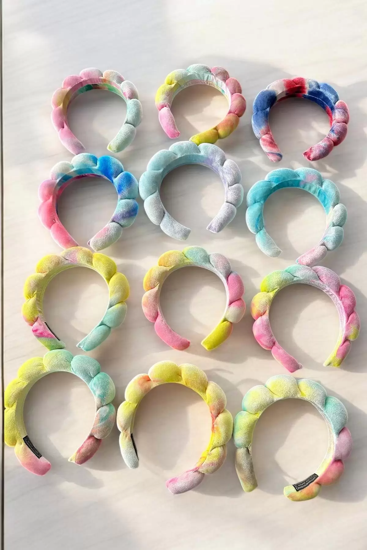 12li Karışık Renk Havlu Spa Taç Set