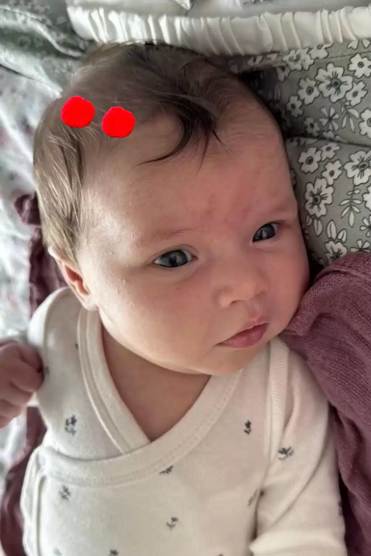 2li Kırmızı Renk Ponponlu Saçsız Bebek Tokası