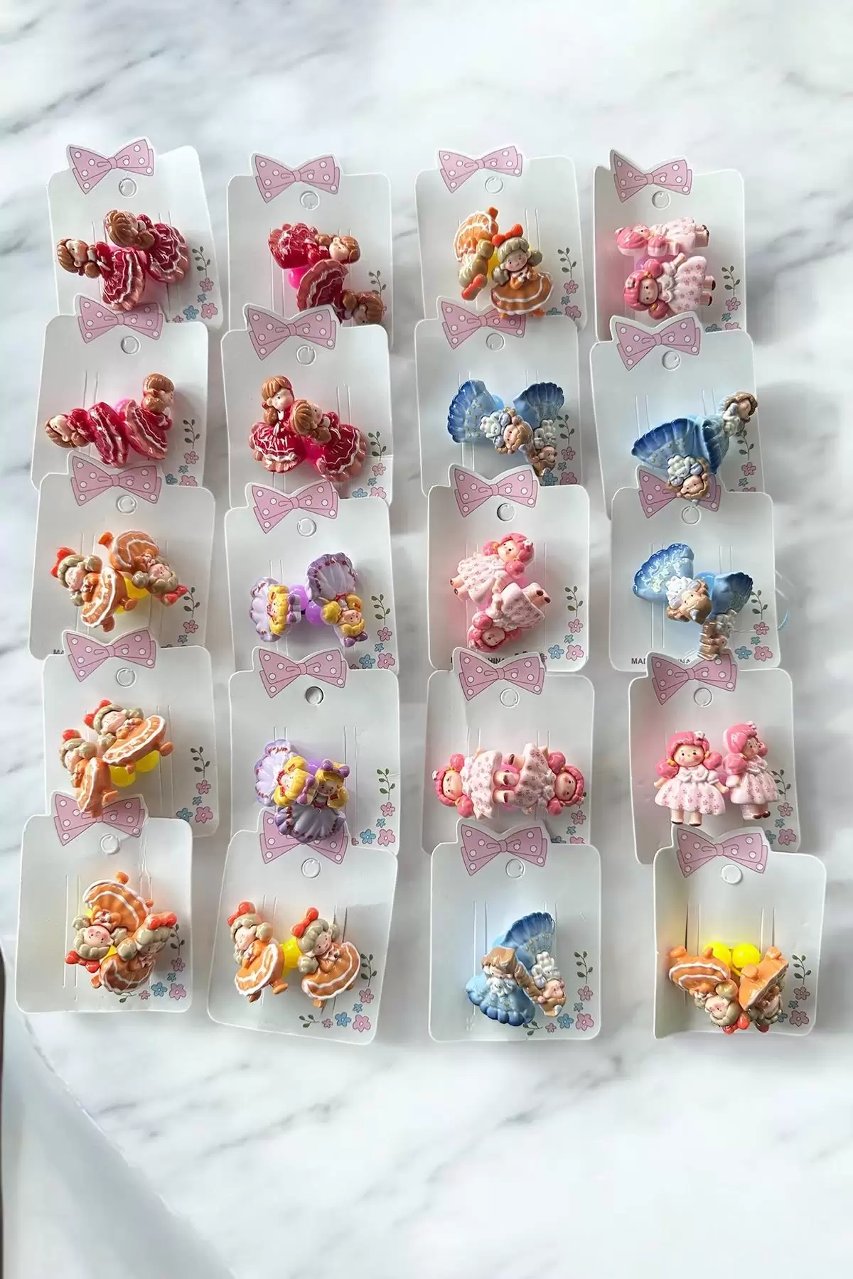 20li Karışık Renk Kız Figürlü Lastik Toka Set