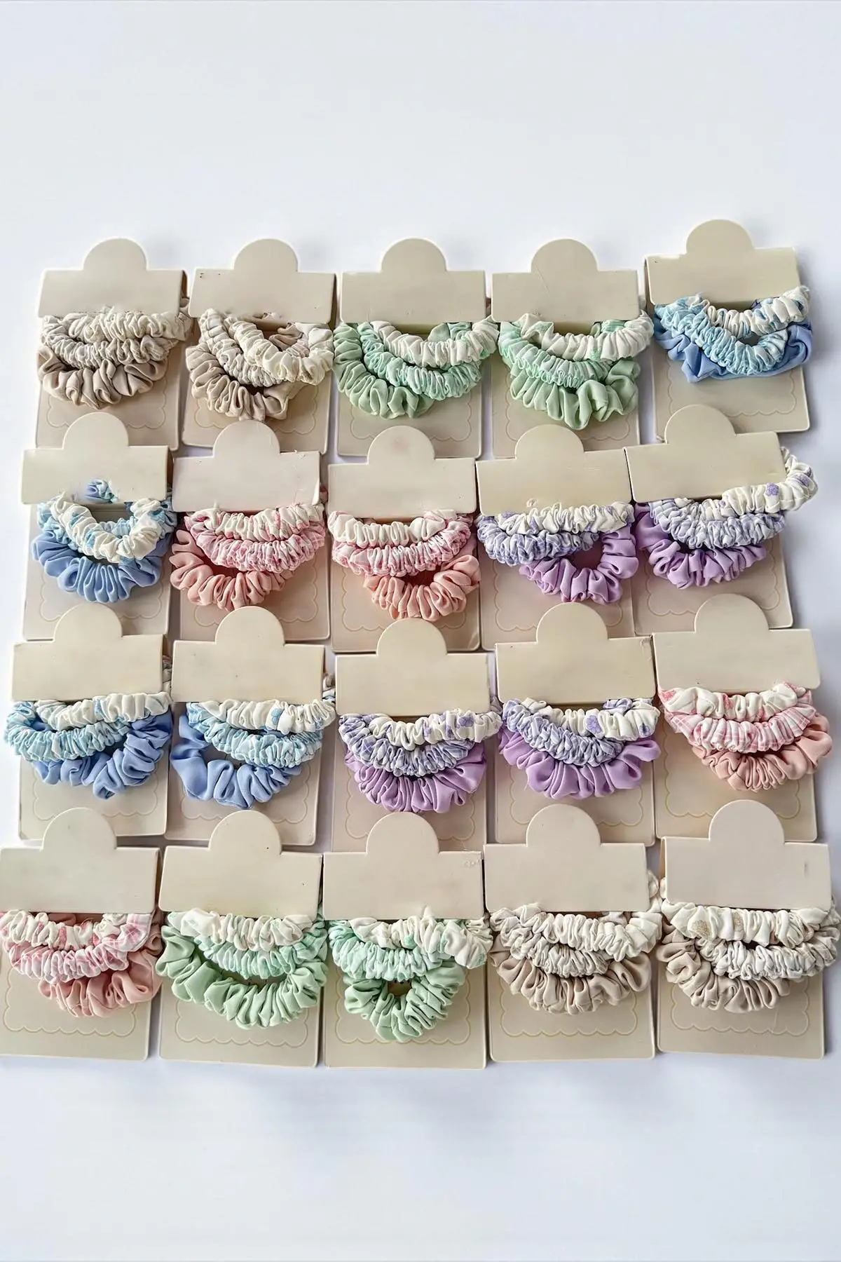 20li Karışık Renk Lastik Toka Set