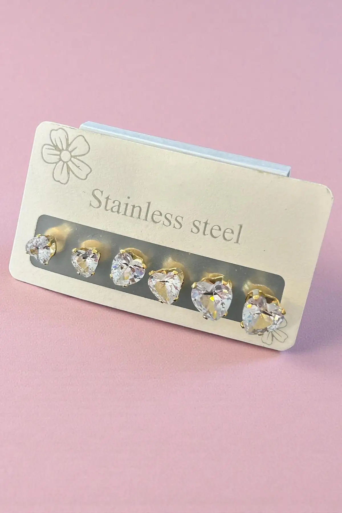 6lı Altın Renk Kalp Figürlü Taş Detaylı Çelik Küpe Set