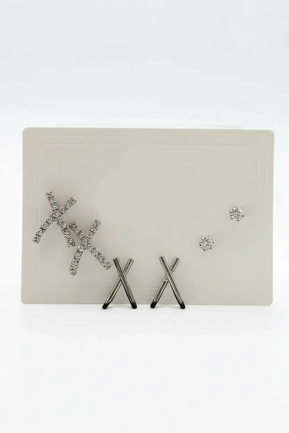 6lı Gümüş Renk Taş Detaylı Küpe Set