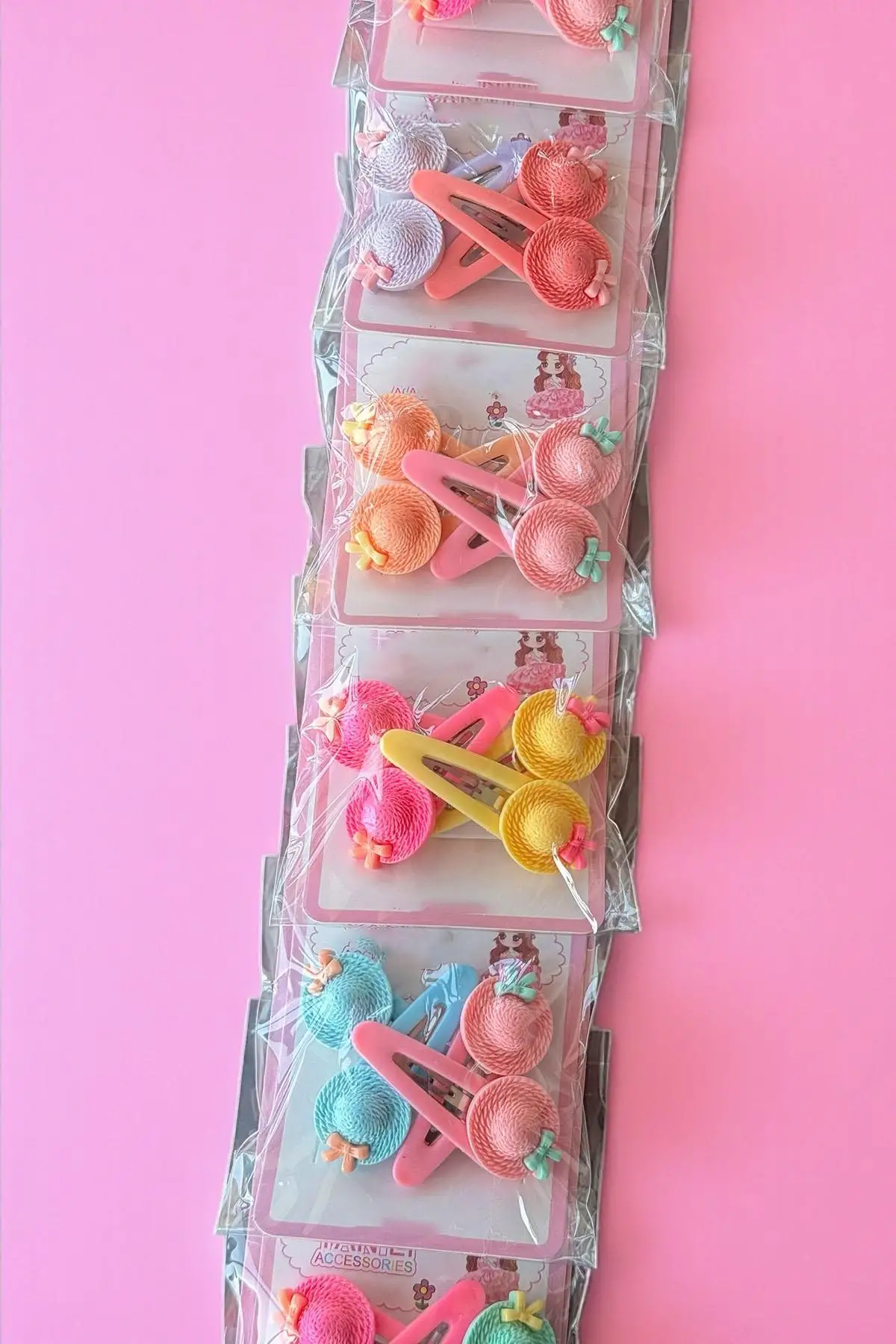 6lı Karışık Renk Şapka Figürlü Yan Toka Set