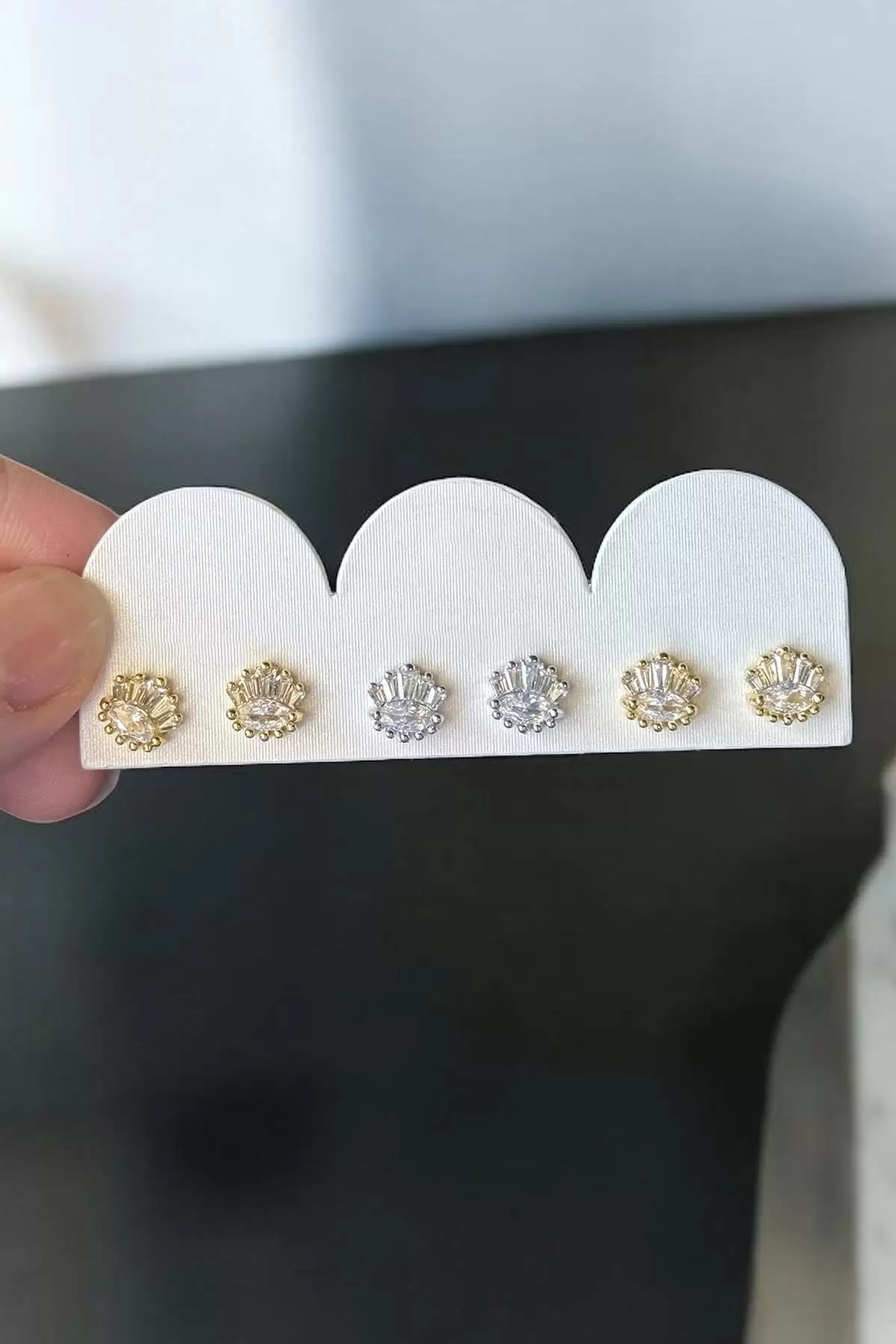6lı Karışık Renk Taş Detaylı Küpe Set