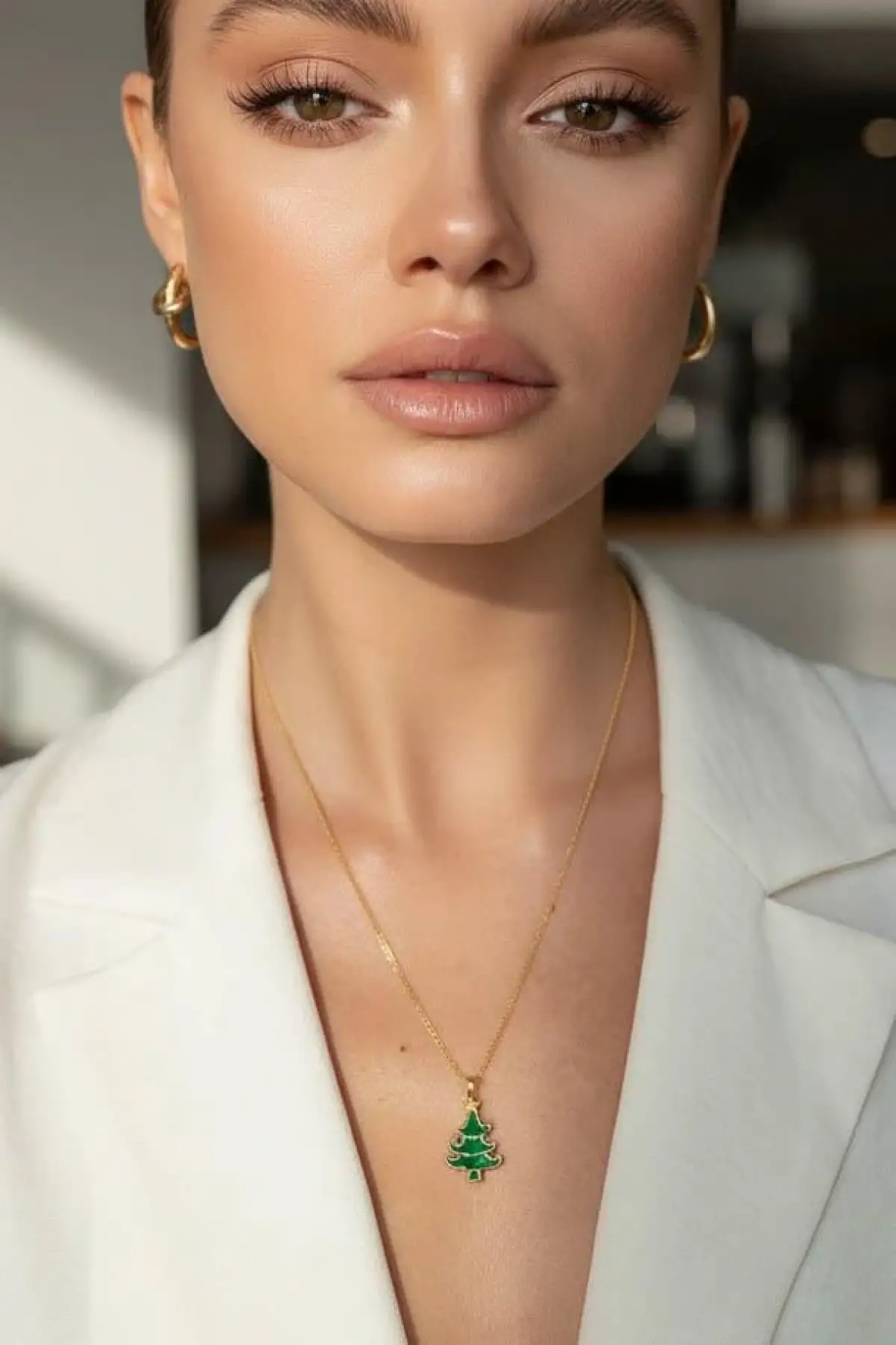 Altın Renk Çam Ağacı Figürlü Çelik Yılbaşı Ağacı