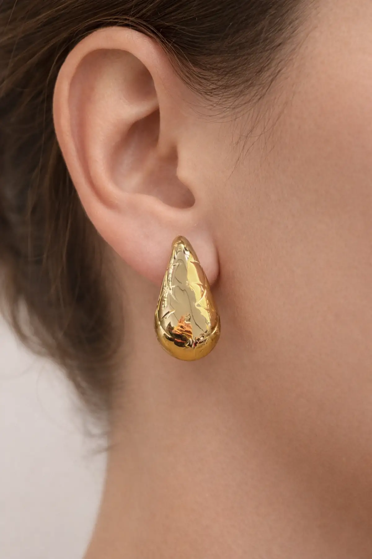 Altın Renk Çelik Bottega Küpe (Çift)