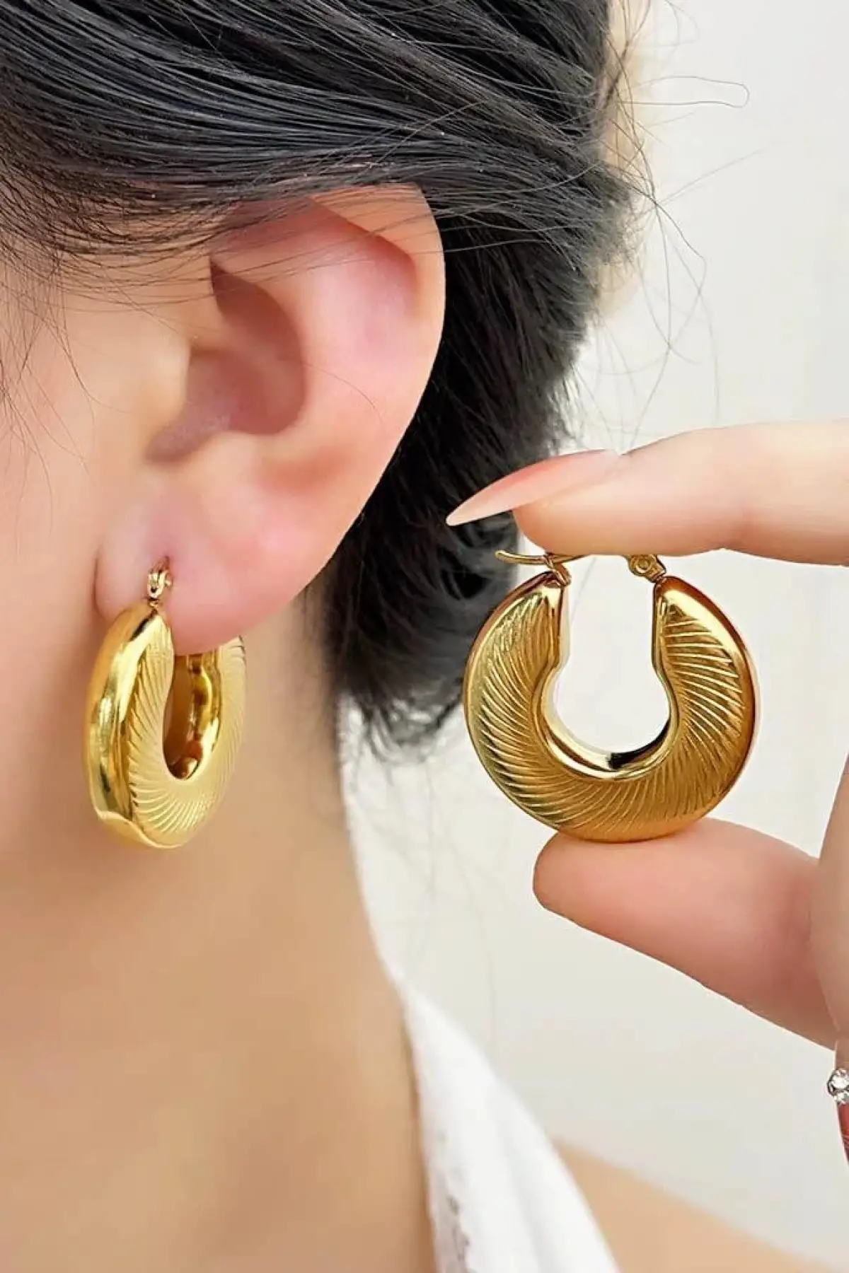 Altın Renk Çelik Halka Küpe (Çift)