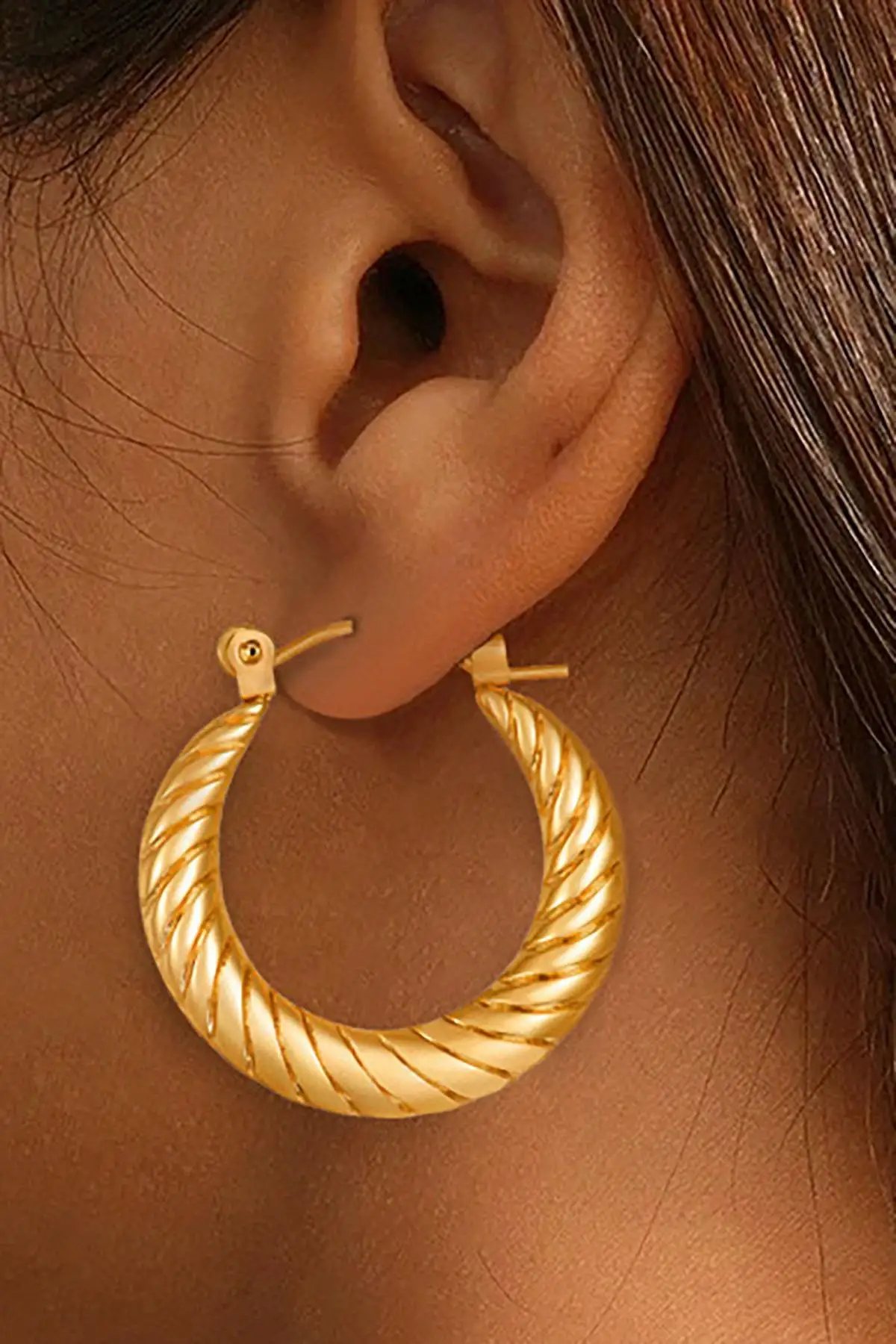 Altın Renk Çelik Halka Küpe (Çift)