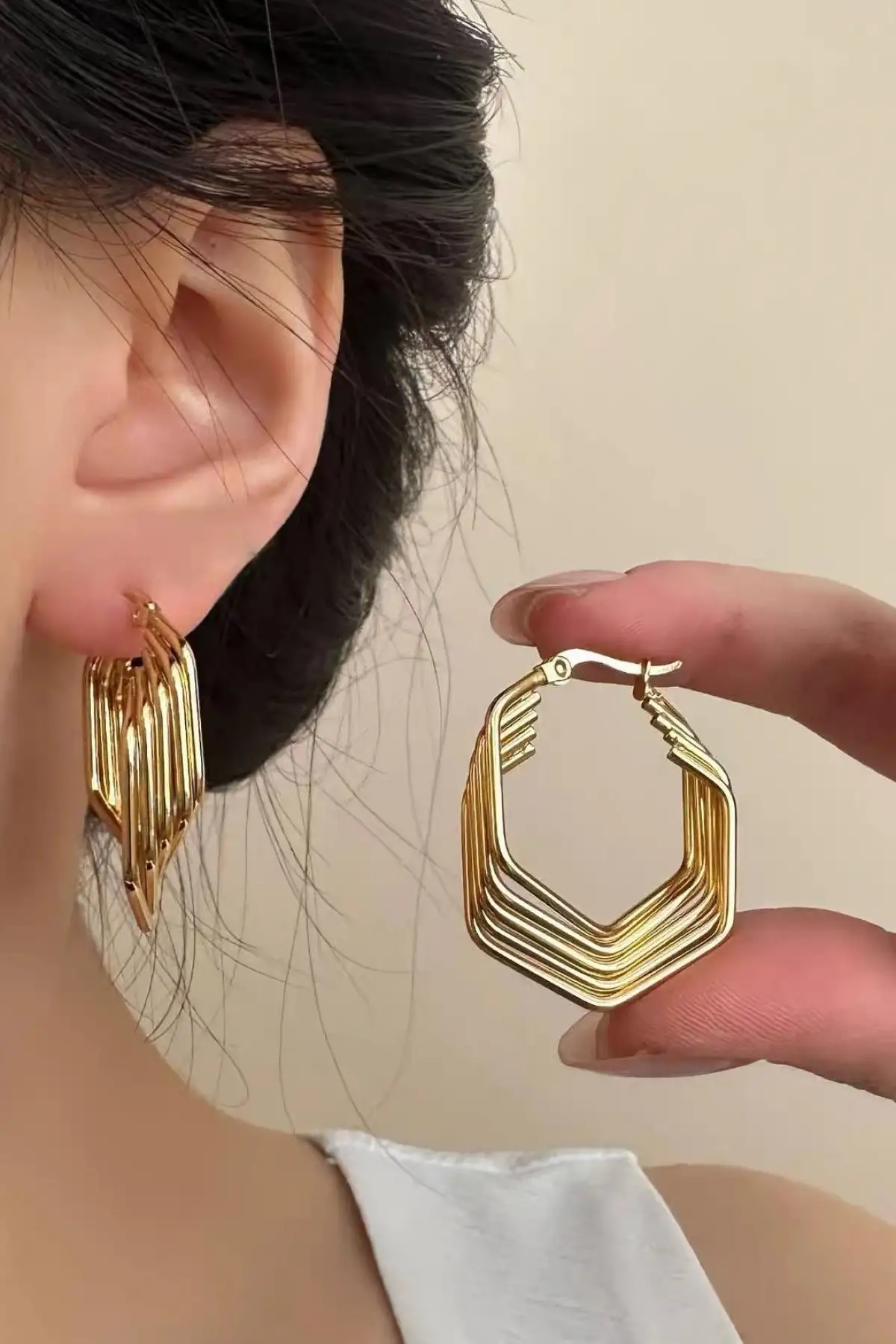 Altın Renk Çelik Küpe (Çift)