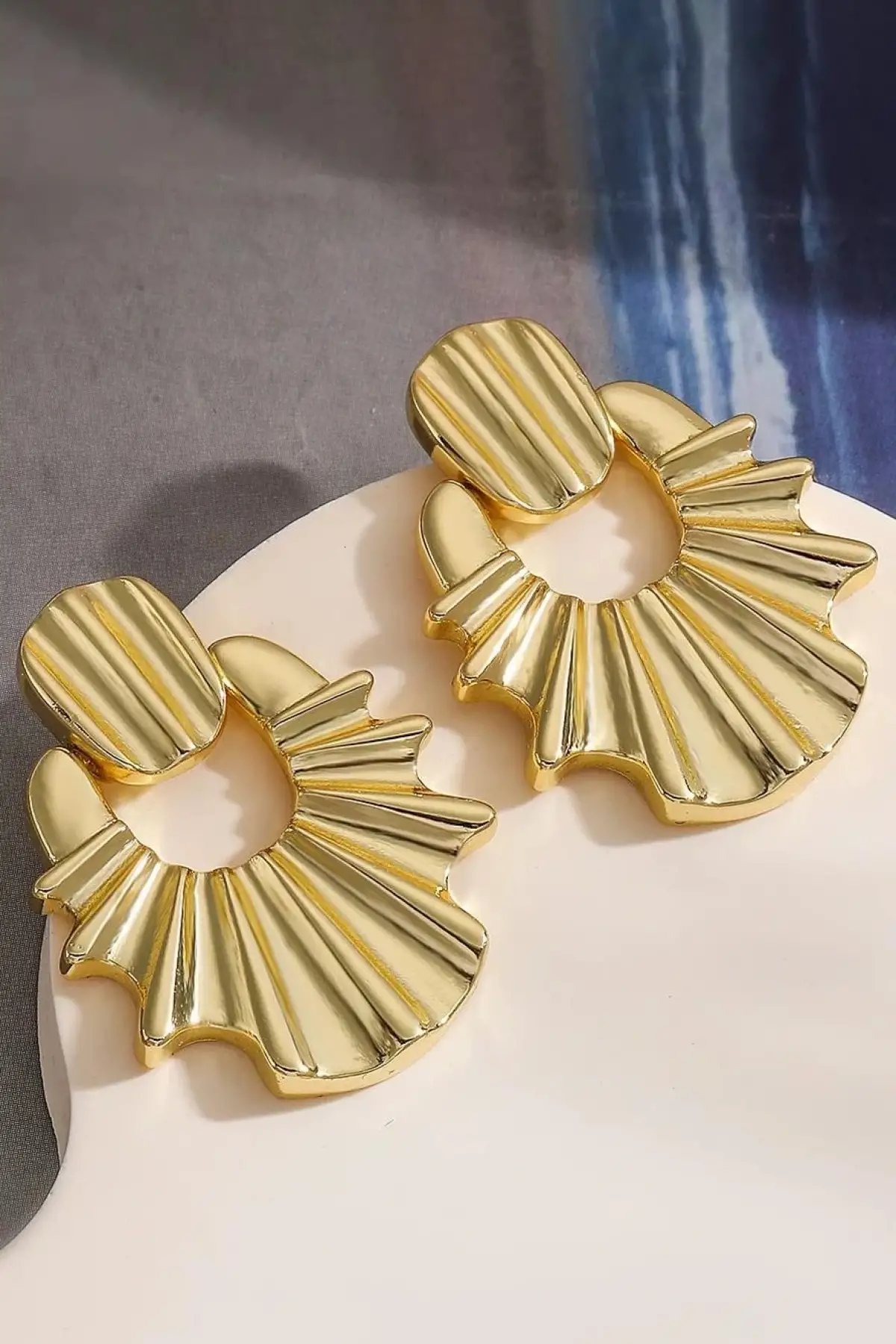 Altın Renk Çelik Küpe (Çift)