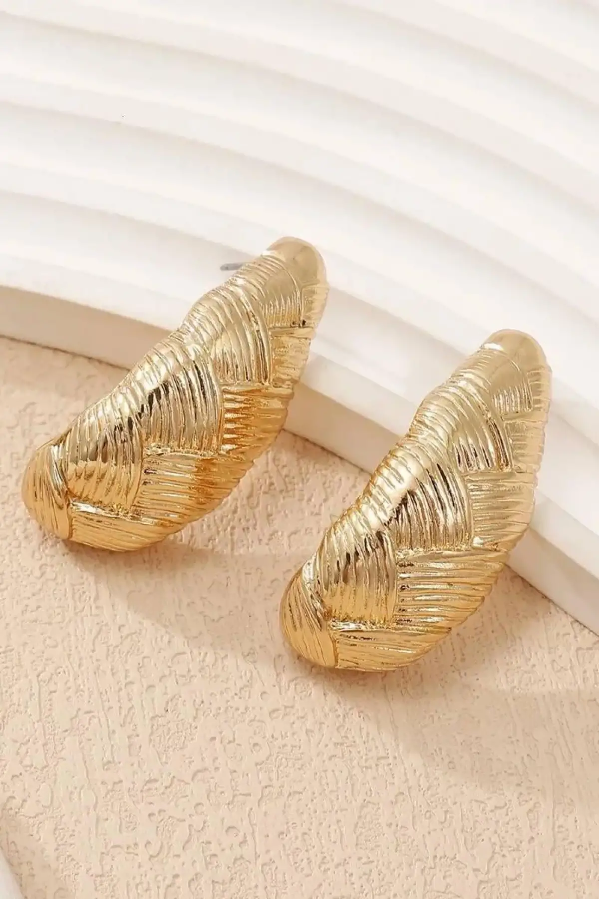 Altın Renk Çelik Küpe (Çift)