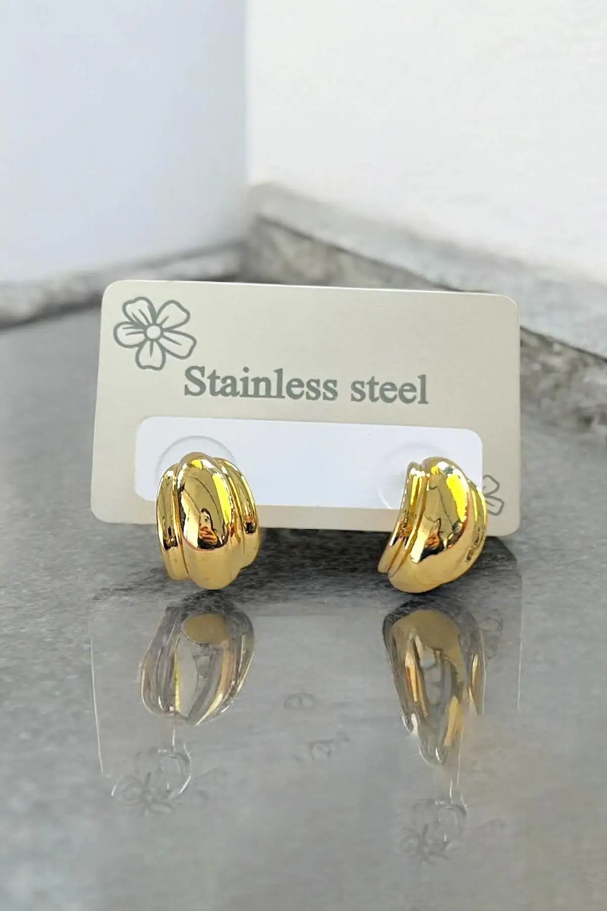 Altın Renk Çelik Küpe (Çift)