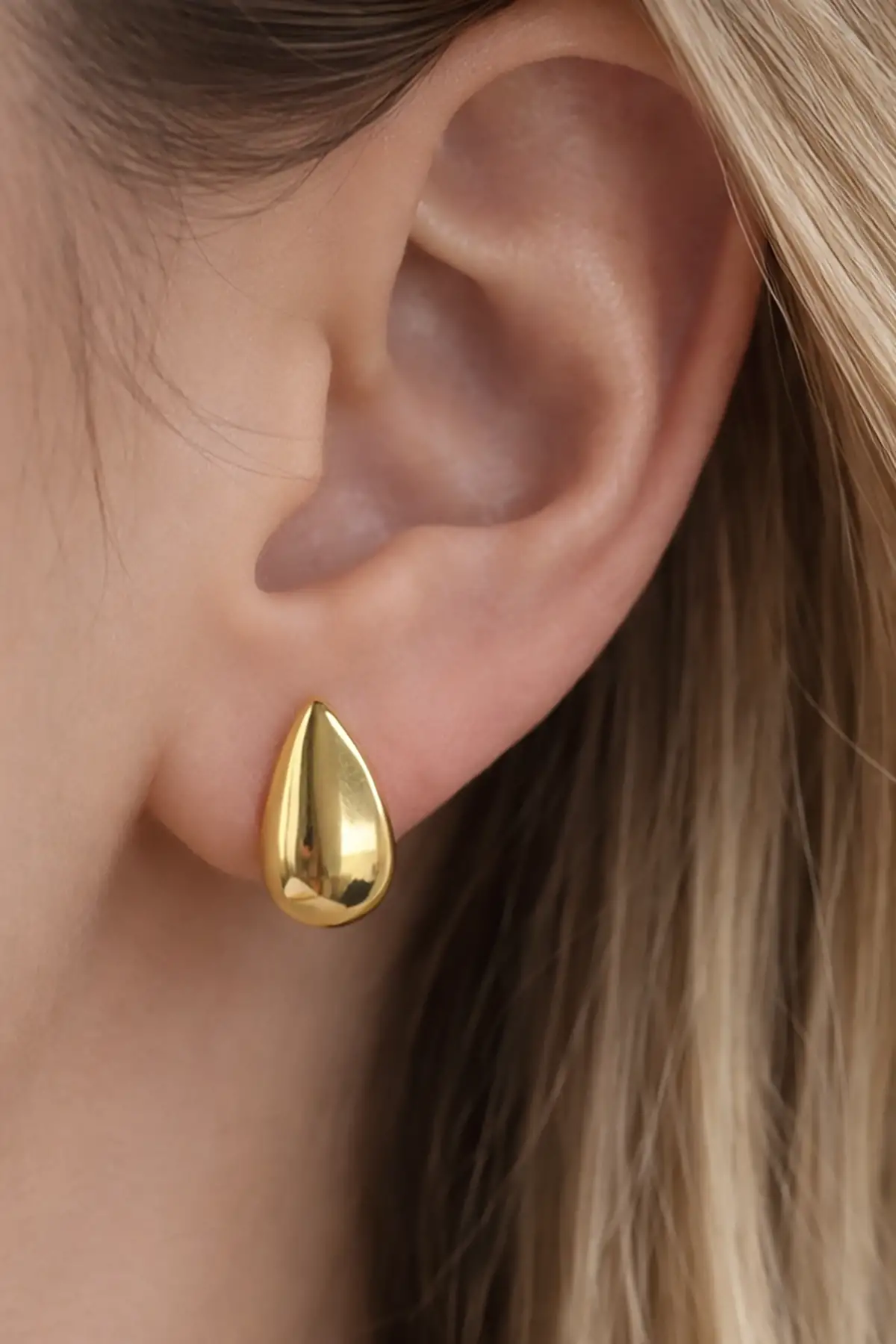 Altın Renk Çelik Küpe (Çift)