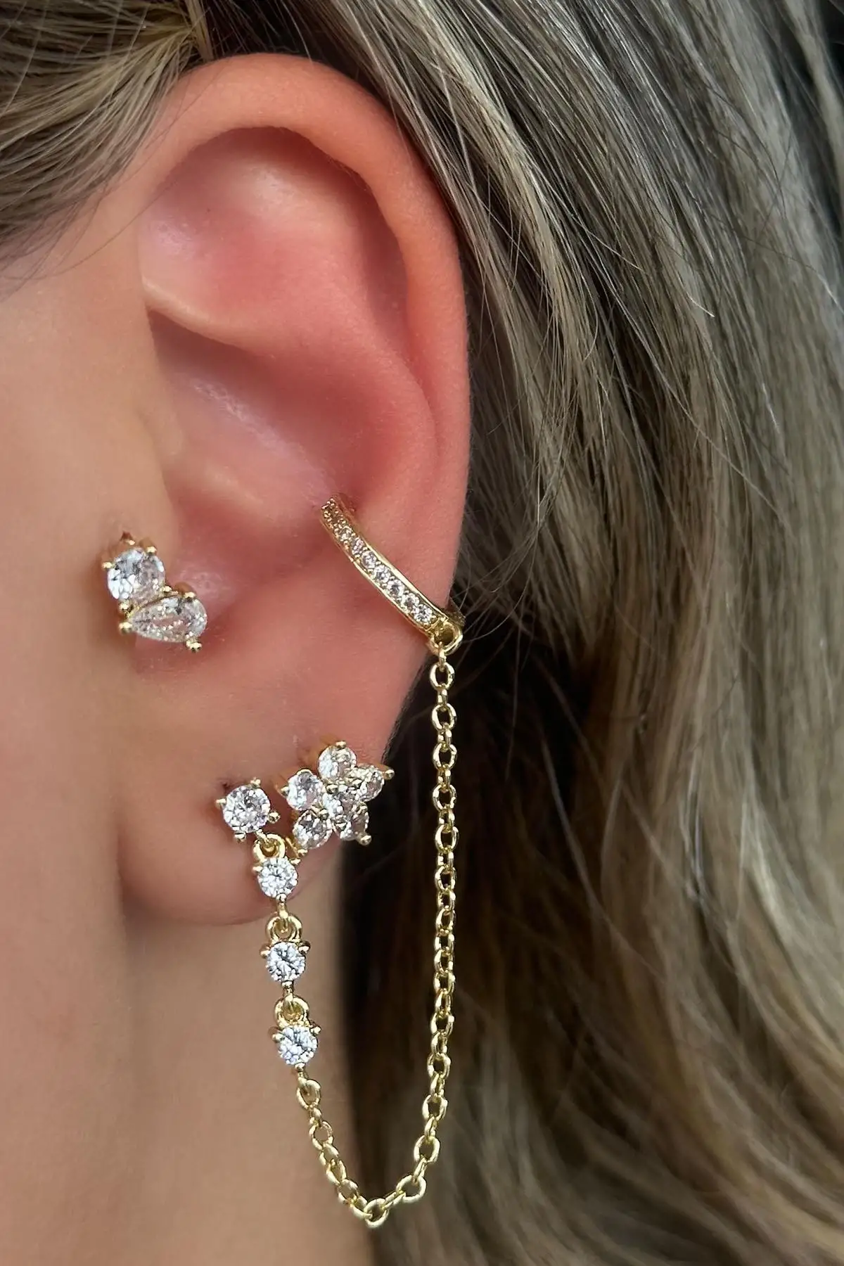 Altın Renk Çiçek Figürlü İkili Ear Cuff Küpe Set