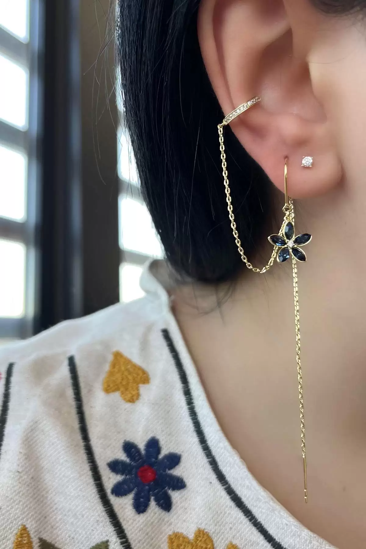 Altın Renk Çiçek Figürlü Taş Detaylı Çelik Xuping Ear Cuff Ve Küpe Set