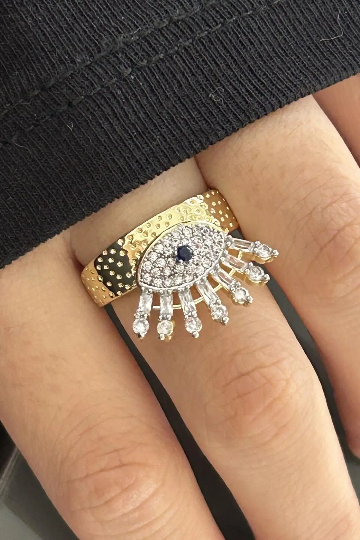 Altın Renk Göz Figürlü Taş Detaylı Ayarlanabilir Yüzük