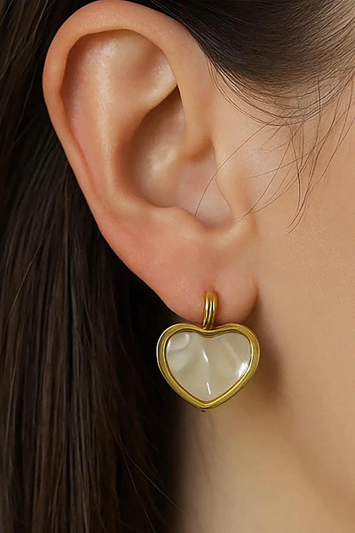 Altın Renk Kalp Figürlü Çelik Küpe (Çift)