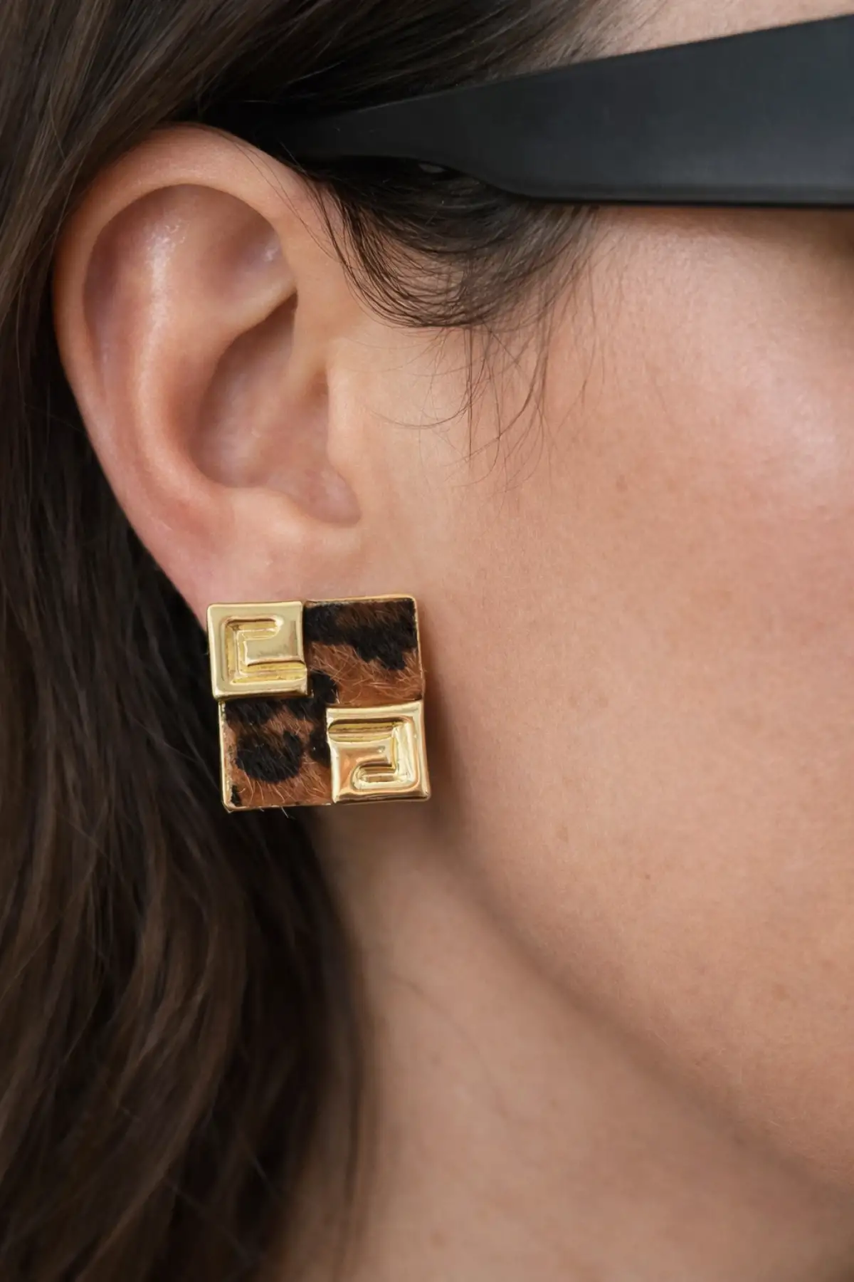 Altın Renk Leopar Desenli Küpe (Çift)