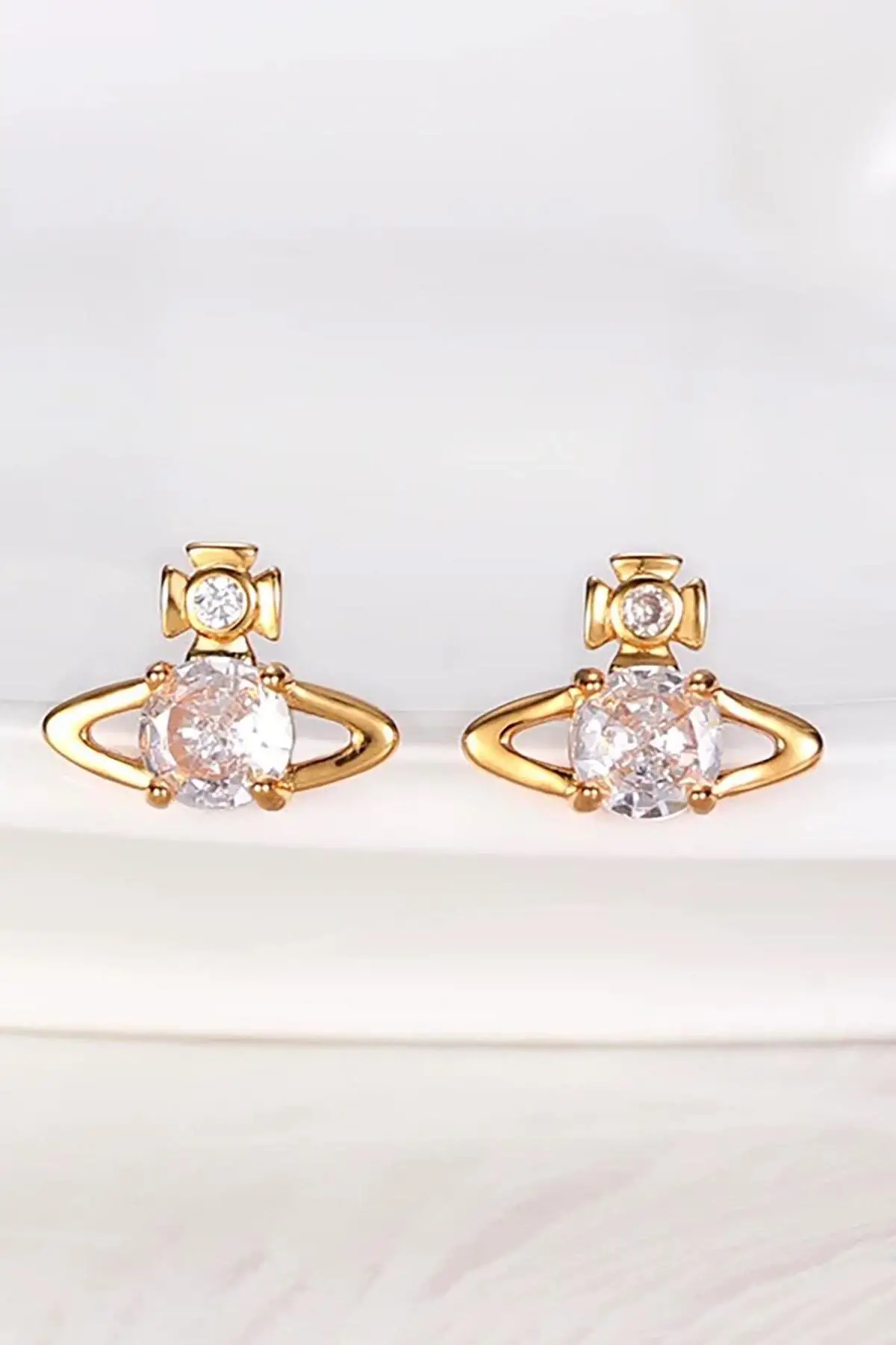 Altın Renk Taş Detaylı 14K Altın Kaplama Küpe (Çift)