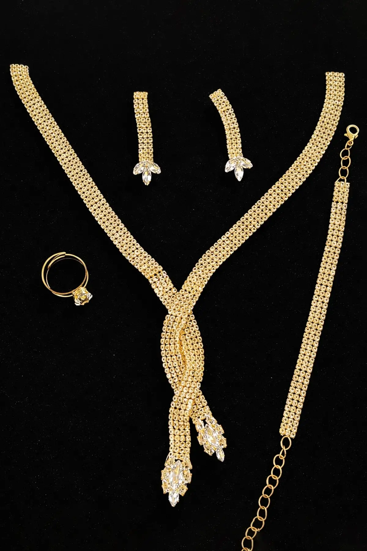 Altın Renk Taş Detaylı 4lü Abiye Set