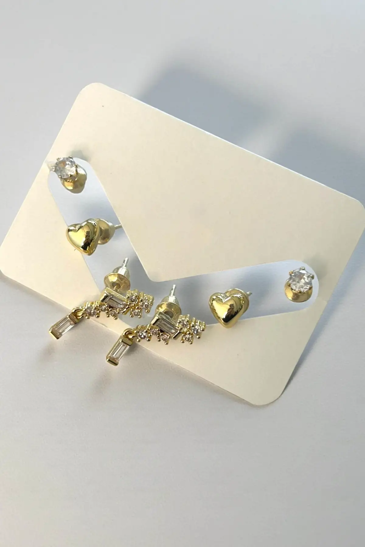 Altın Renk Taş Detaylı 6lı Küpe Set