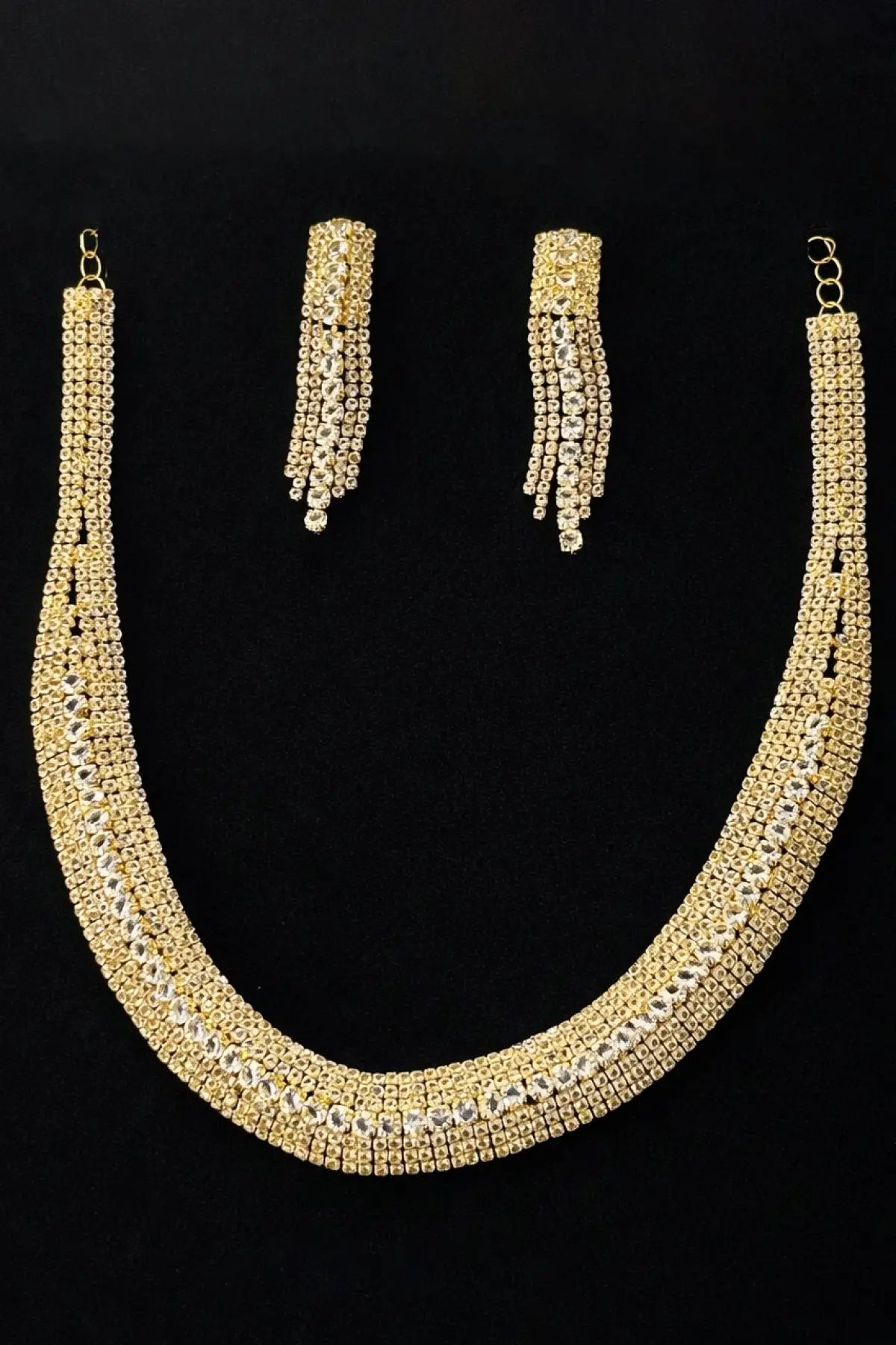 Altın Renk Taş Detaylı Abiye Set