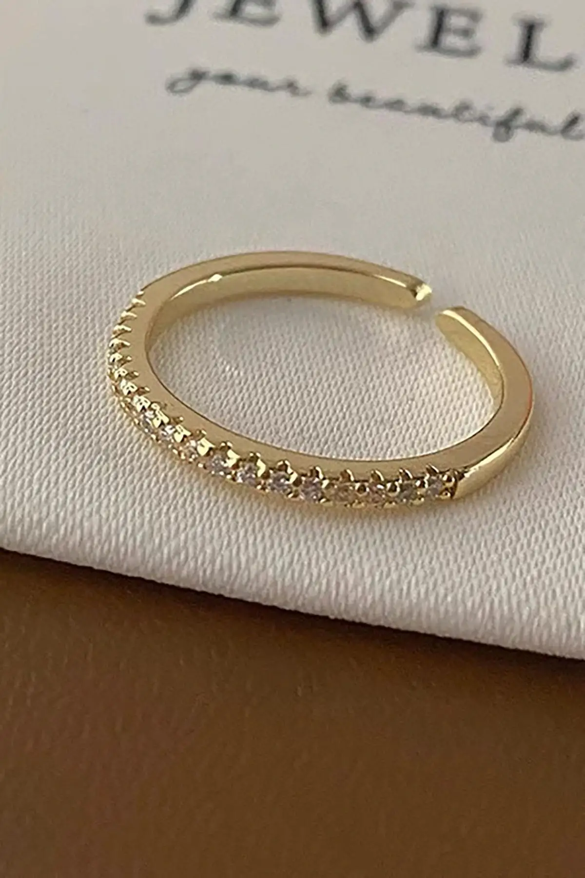 Altın Renk Taş Detaylı Ayarlanabilir Yüzük