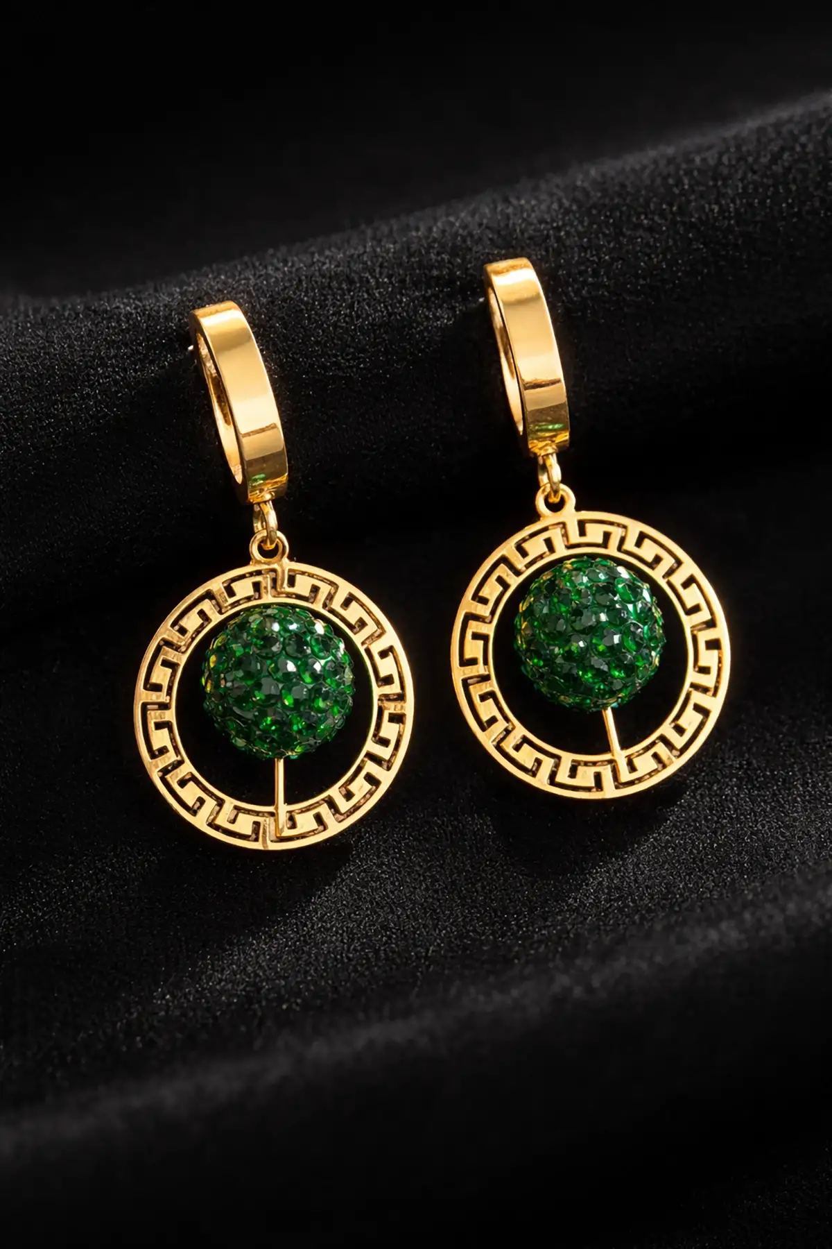 Altın Renk Taş Detaylı Çelik Küpe (Çift)