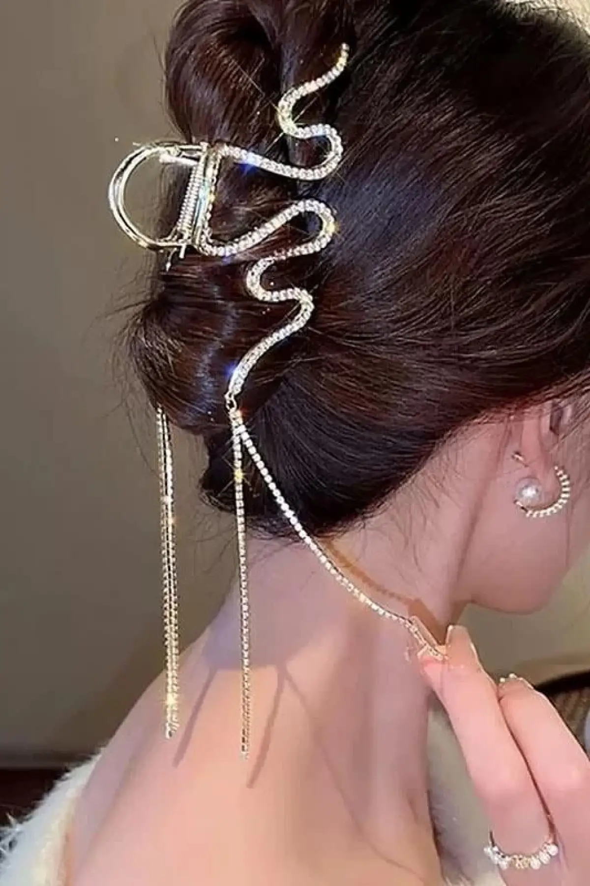 Altın Renk Taş Detaylı Metal Mandal Toka