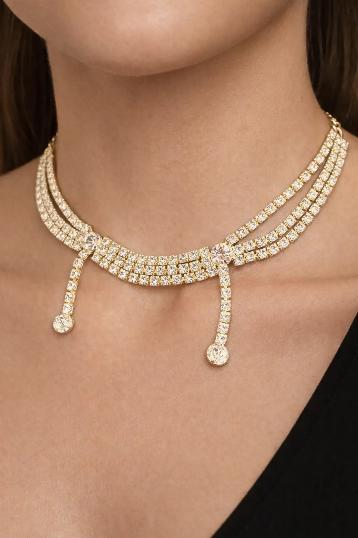 Altın Renk Taş Detaylı Tasarım Abiye Kolye