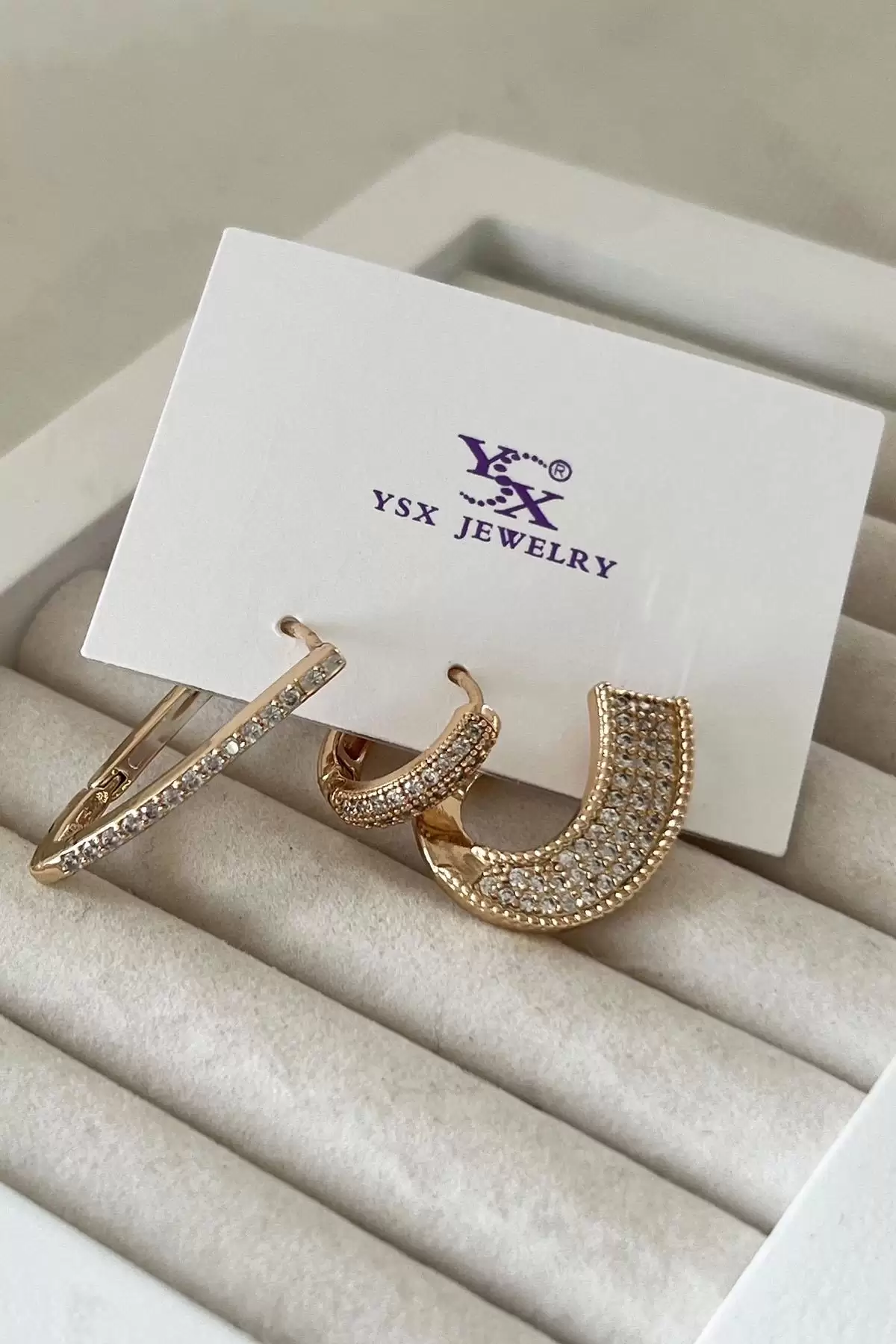 Altın Renk Taş Detaylı VİP 3lü YSX Küpe Set
