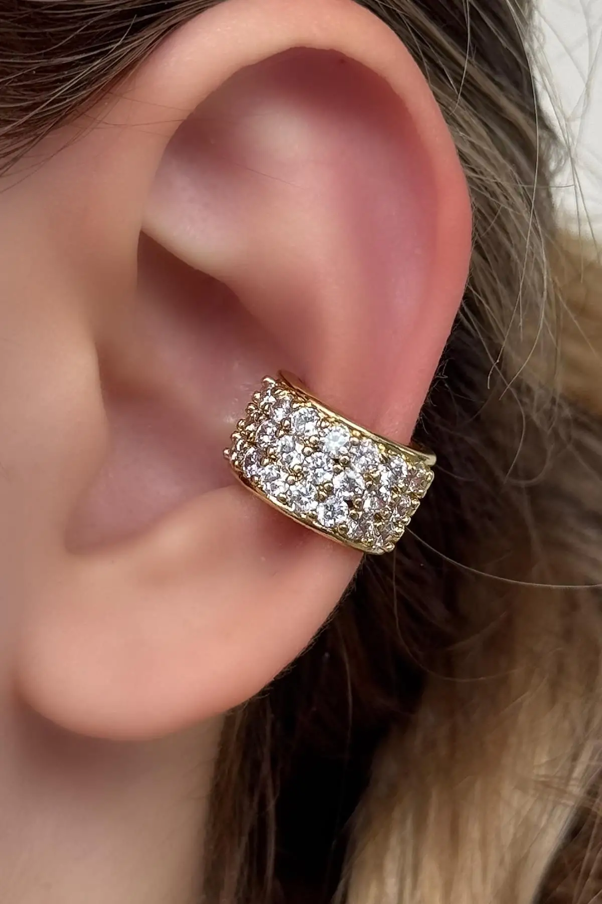 Altın Renk Taş Detaylı YSX Ear Cuff (Tek)