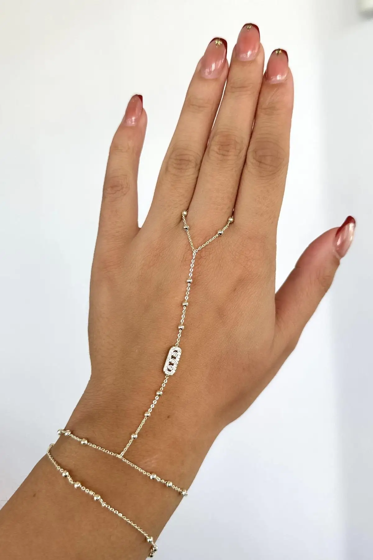 Altın Renk Top Detaylı Şahmeran