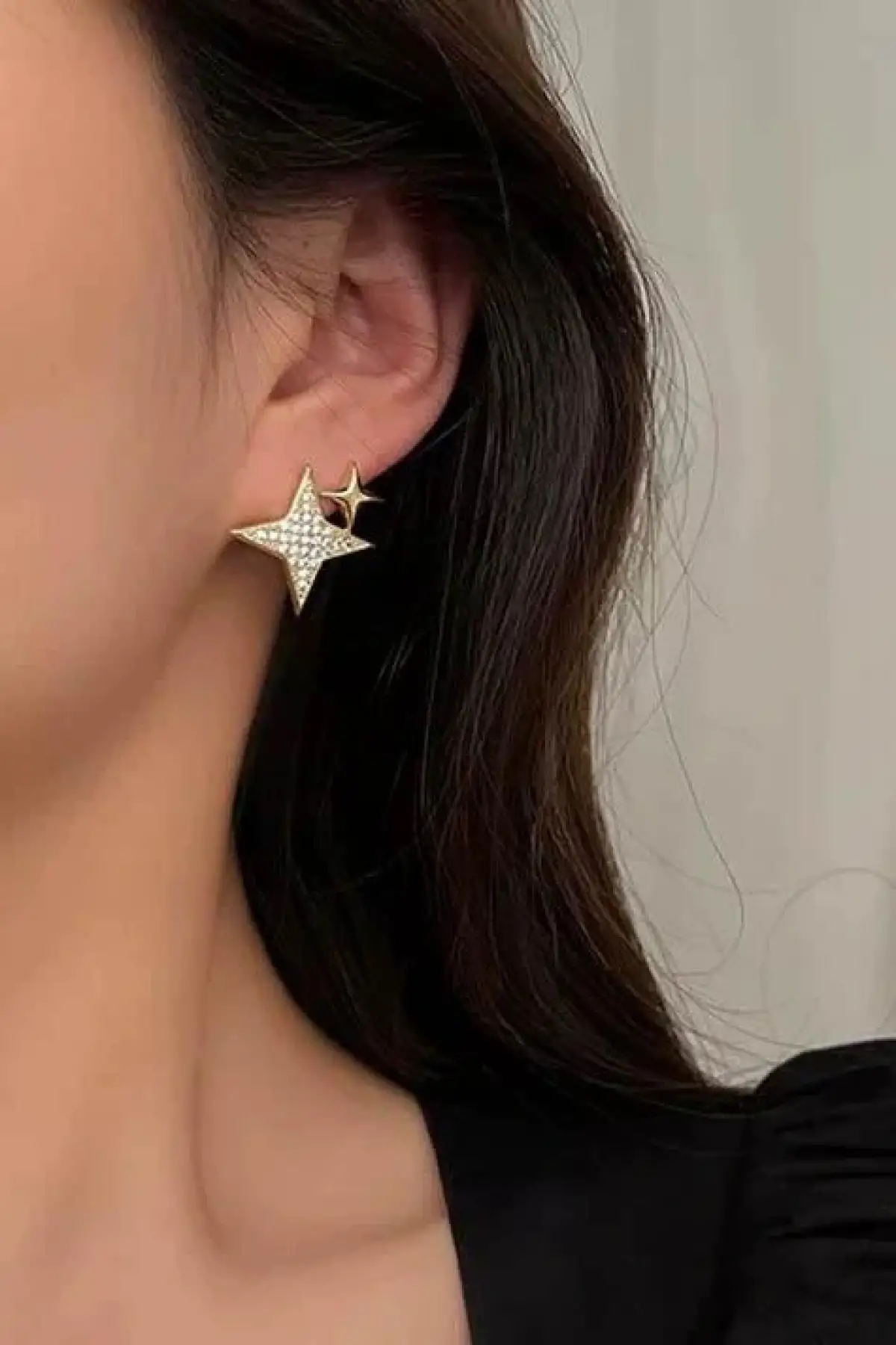 Altın Renk Yıldız Figürlü 14K Altın Kaplama Küpe (Çift)