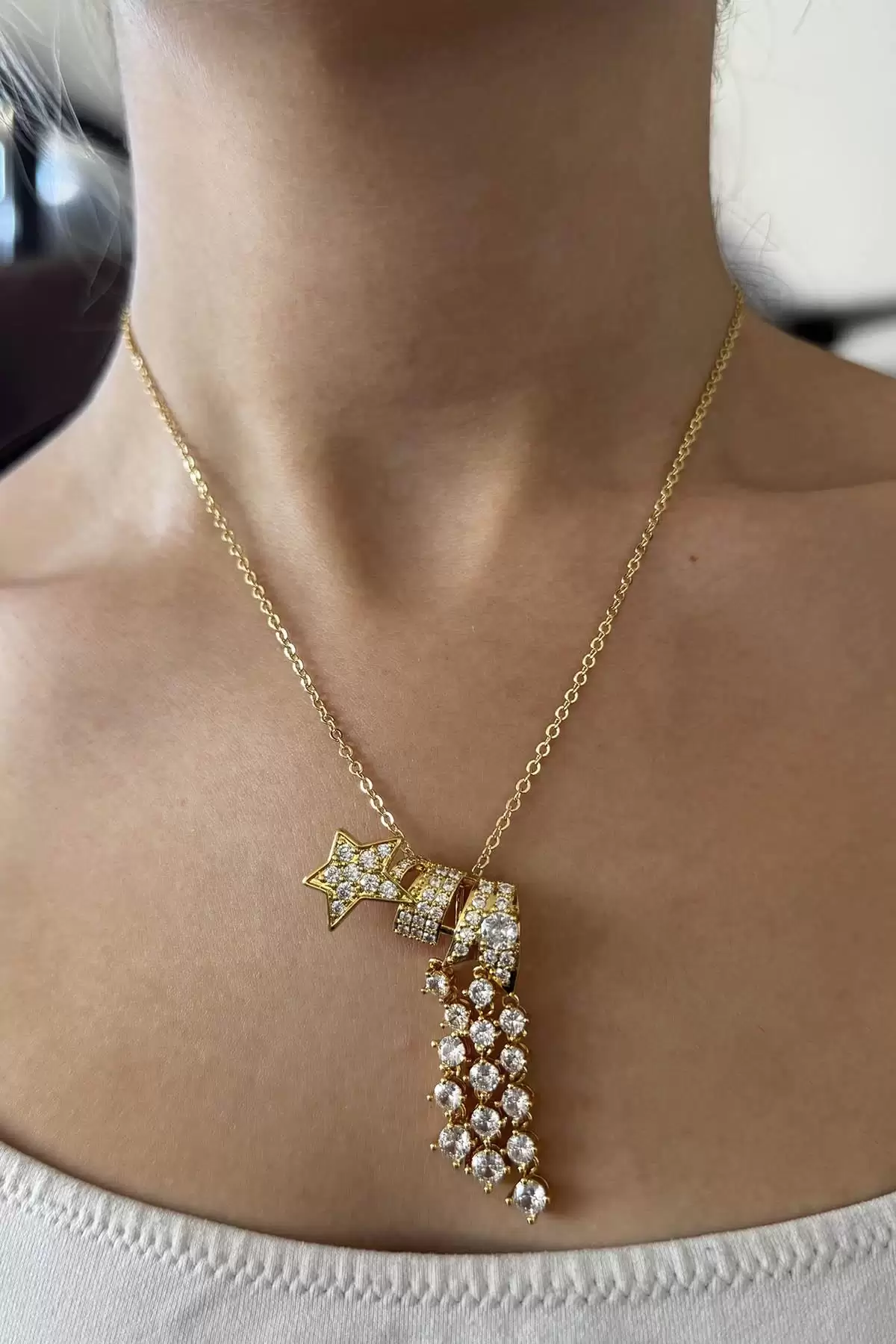 Altın Renk Yıldız Figürlü Taş Detaylı 14K Altın Kaplama TX Kolye