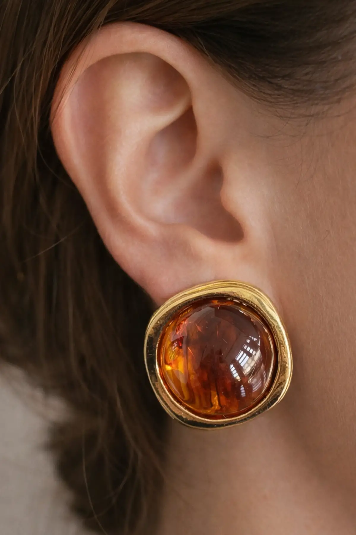 Altın Ve Kahve Renk Taş Detaylı Küpe (Çift)