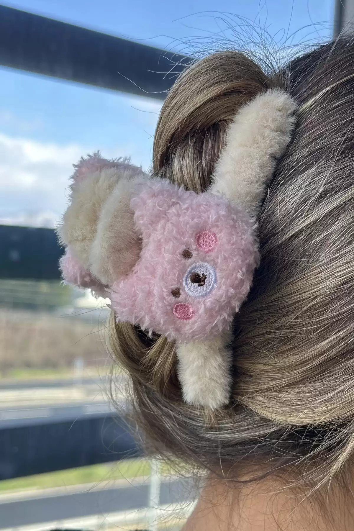 Beyaz Ve Pembe Renk Köpek Figürlü Peluş Mandal Toka
