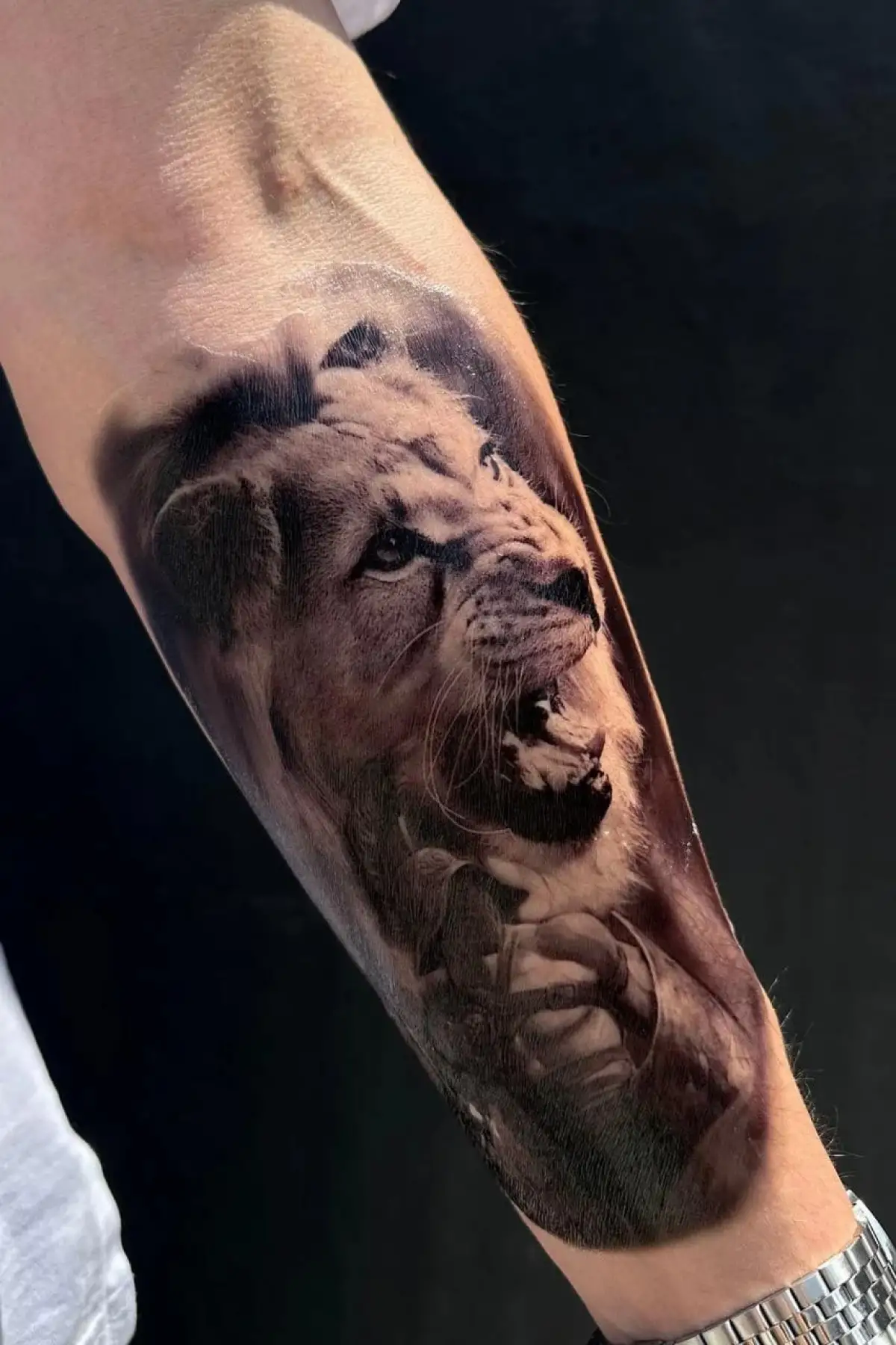 Geçici Aslan Figürlü Dövme Tattoo