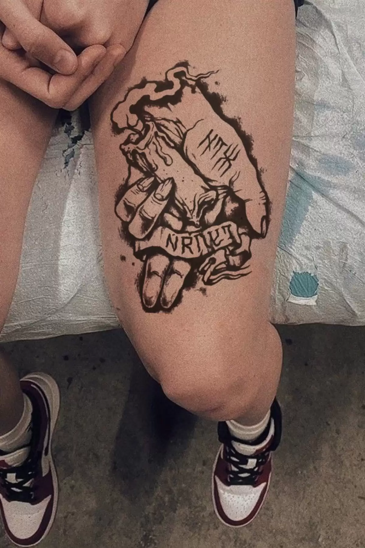 Geçici El Ve Yazılı Dövme Tattoo