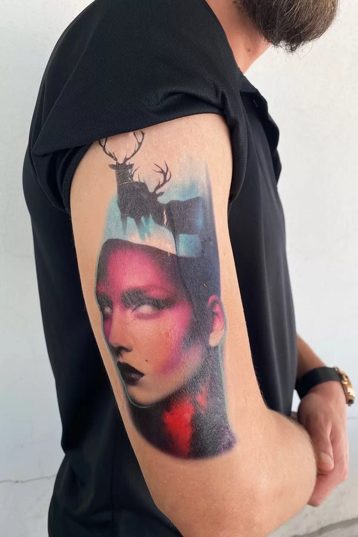 Geçici Kadın ve Geyik Dövme Tattoo