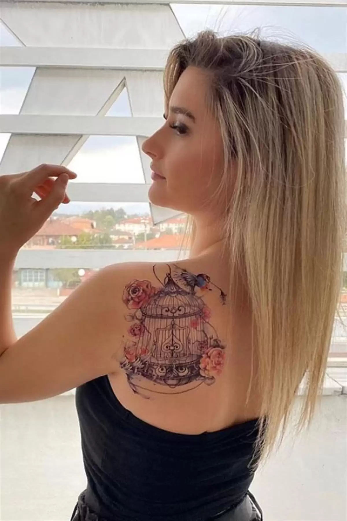 Geçici Kafes Kuş ve Gül Dövme Tattoo