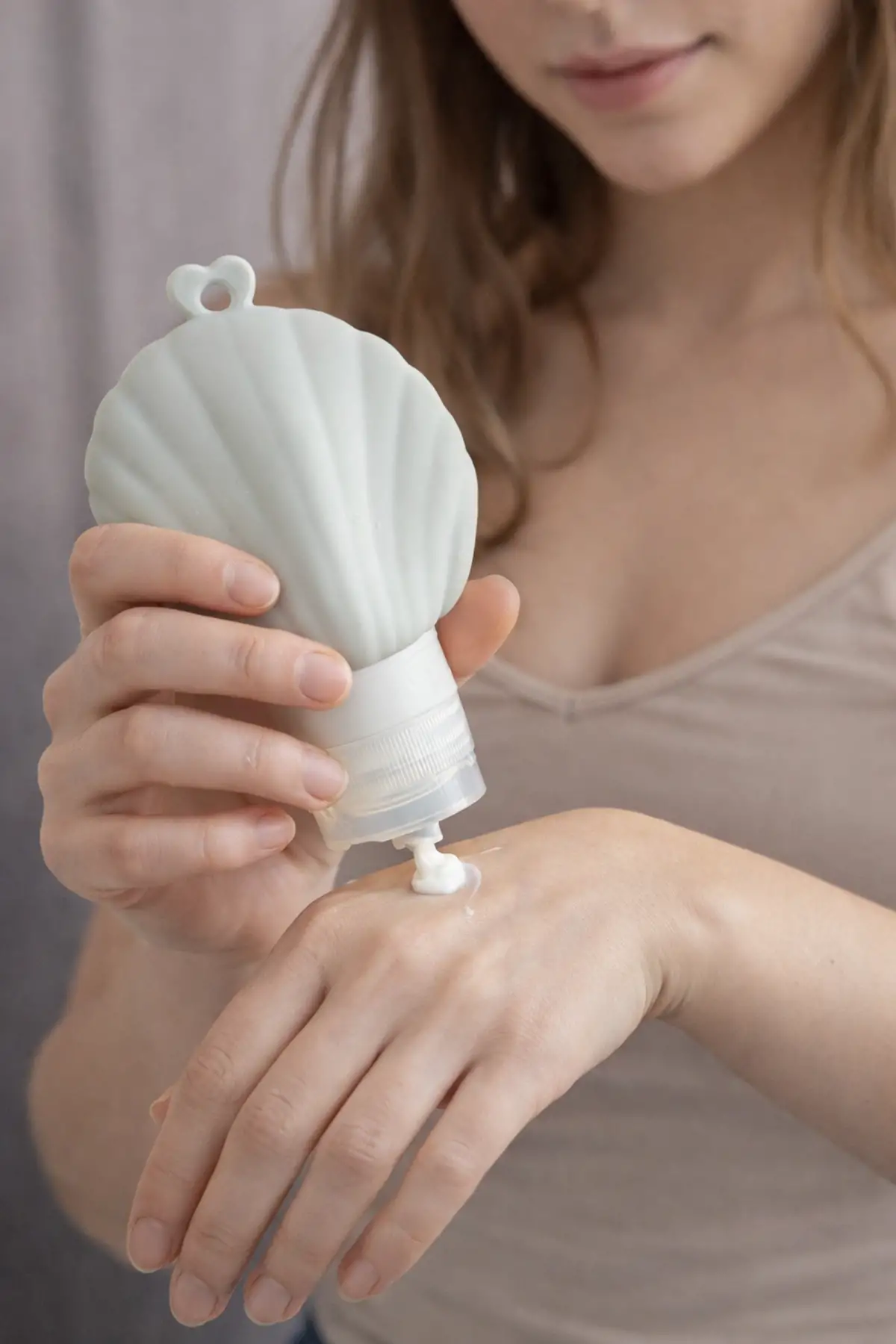 Gri Renk Deniz Kabuğu Figürlü Doldurulabilir Krem Kutusu