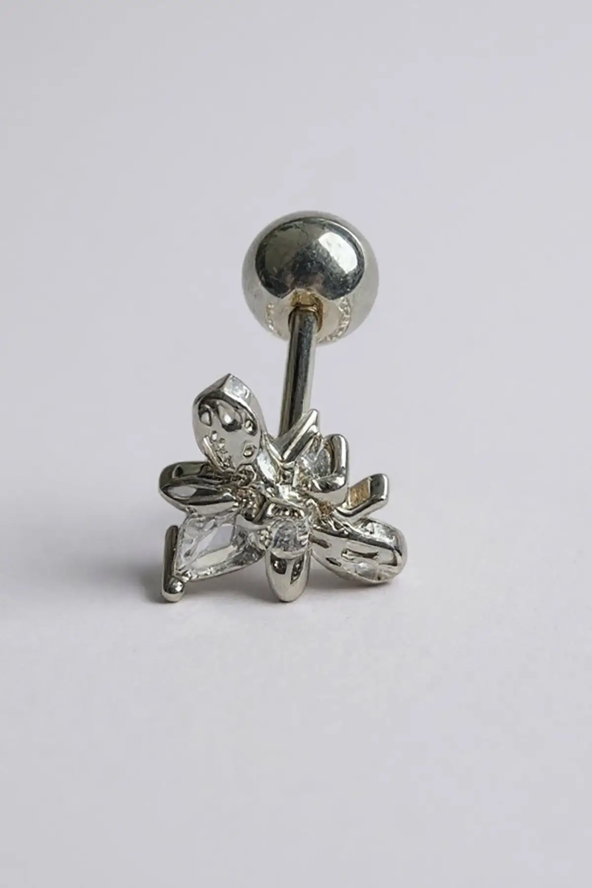 Gümüş Renk Arı Figürlü Cerrahi Çelik Tragus/Kıkırdak Küpe/Piercing (Tek)