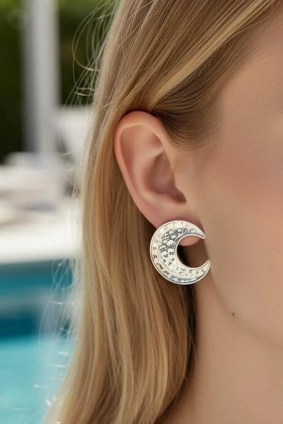 Gümüş Renk Ay Figürlü Çelik Küpe (Çift)