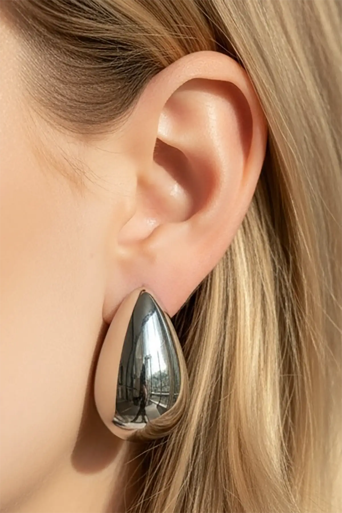 Gümüş Renk Bottega Çelik Küpe (Çift)